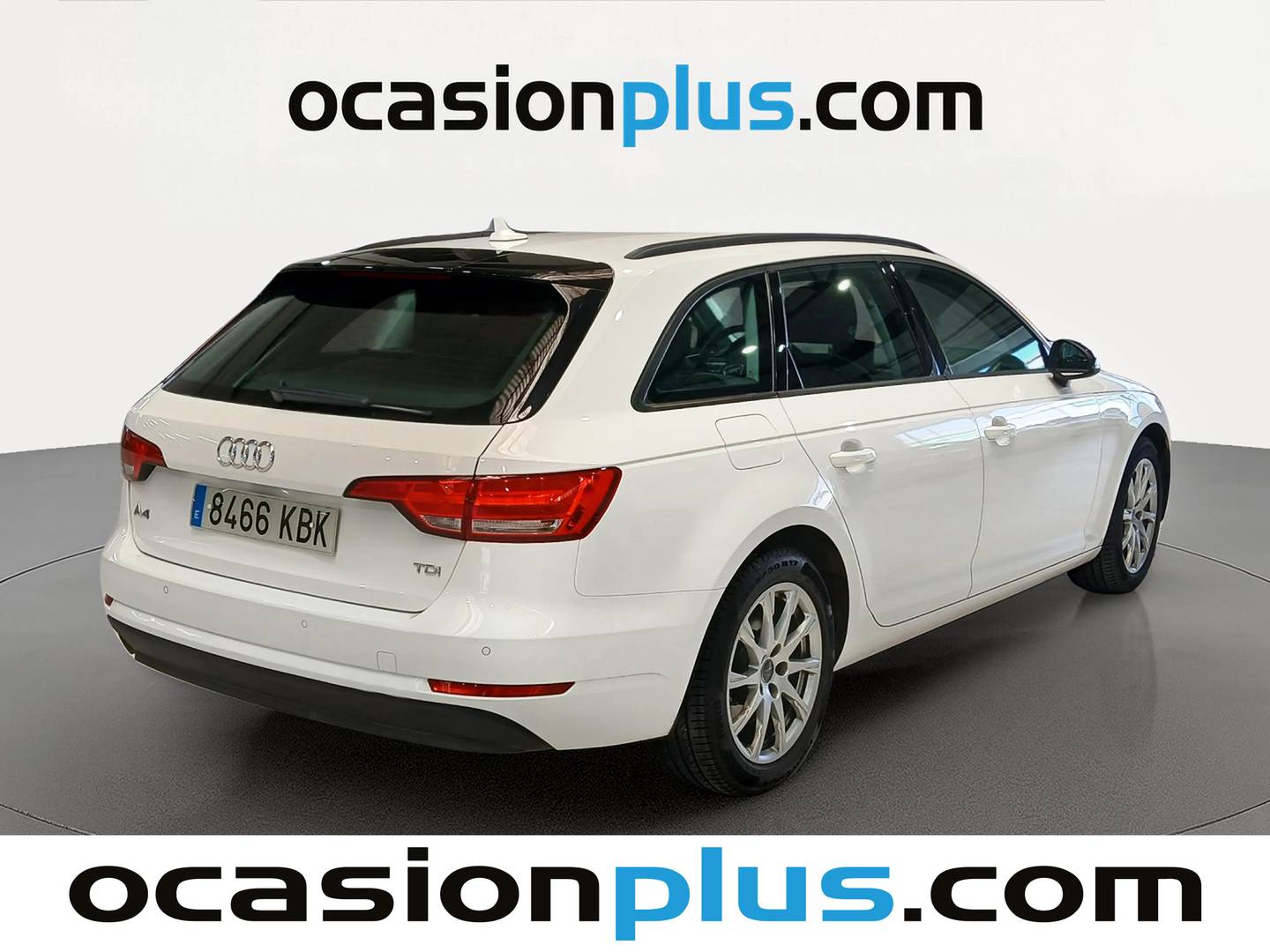Foto trasera Audi A4 Audi A4 Avant Advanced edition 2.0 TDI (150 CV) derecha