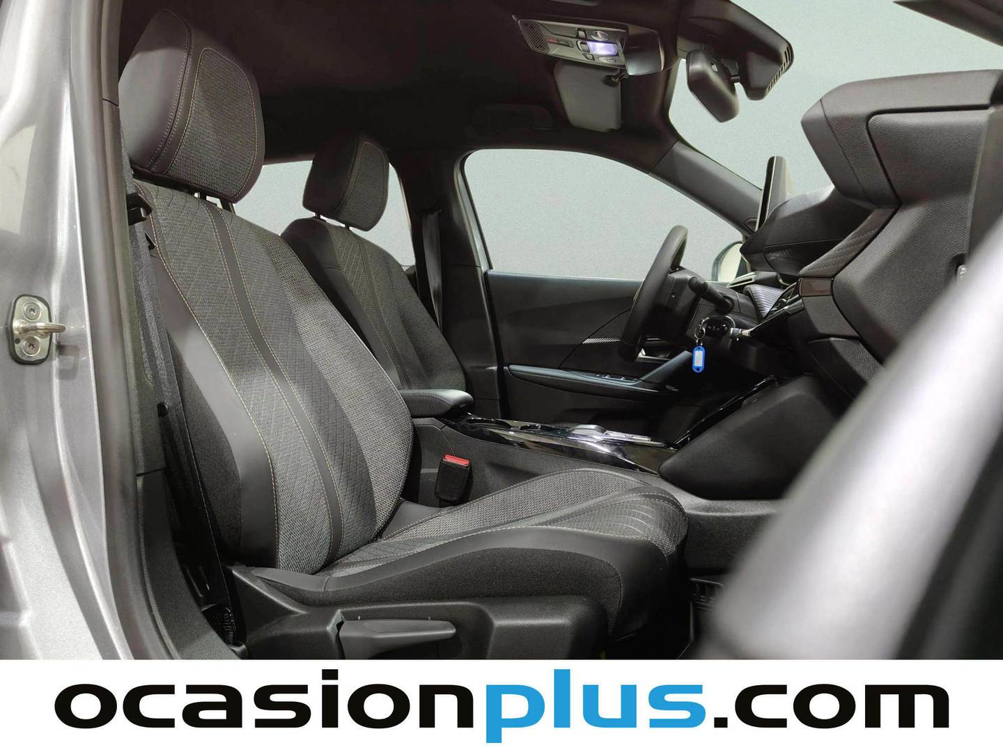 Peugeot 2008 Peugeot 2008 Allure Hybrid eDCS6 (145 CV) km 0