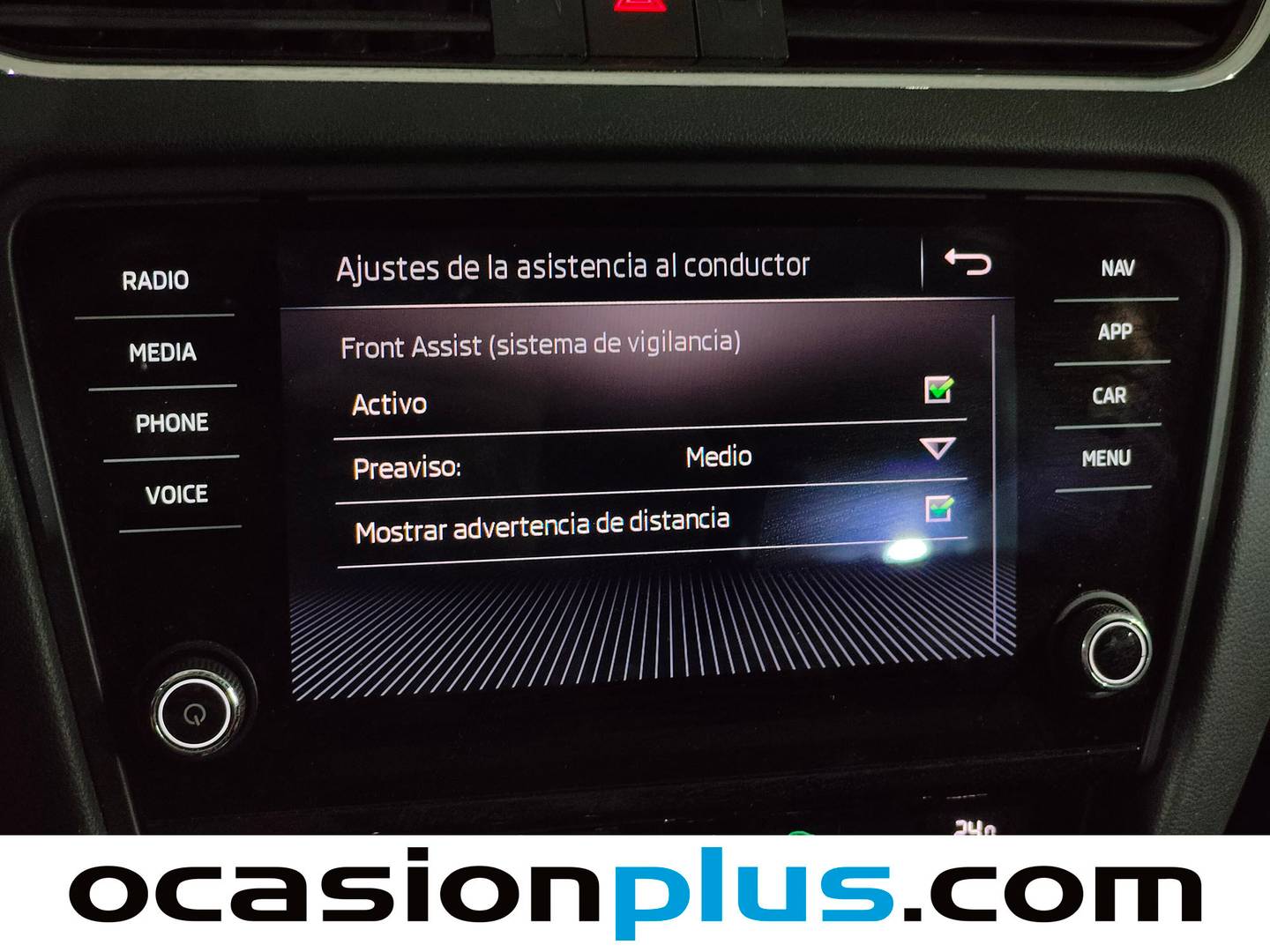 Foto Skoda Octavia Skoda Octavia Combi 1.6 TDI CR Ambition (115 CV)