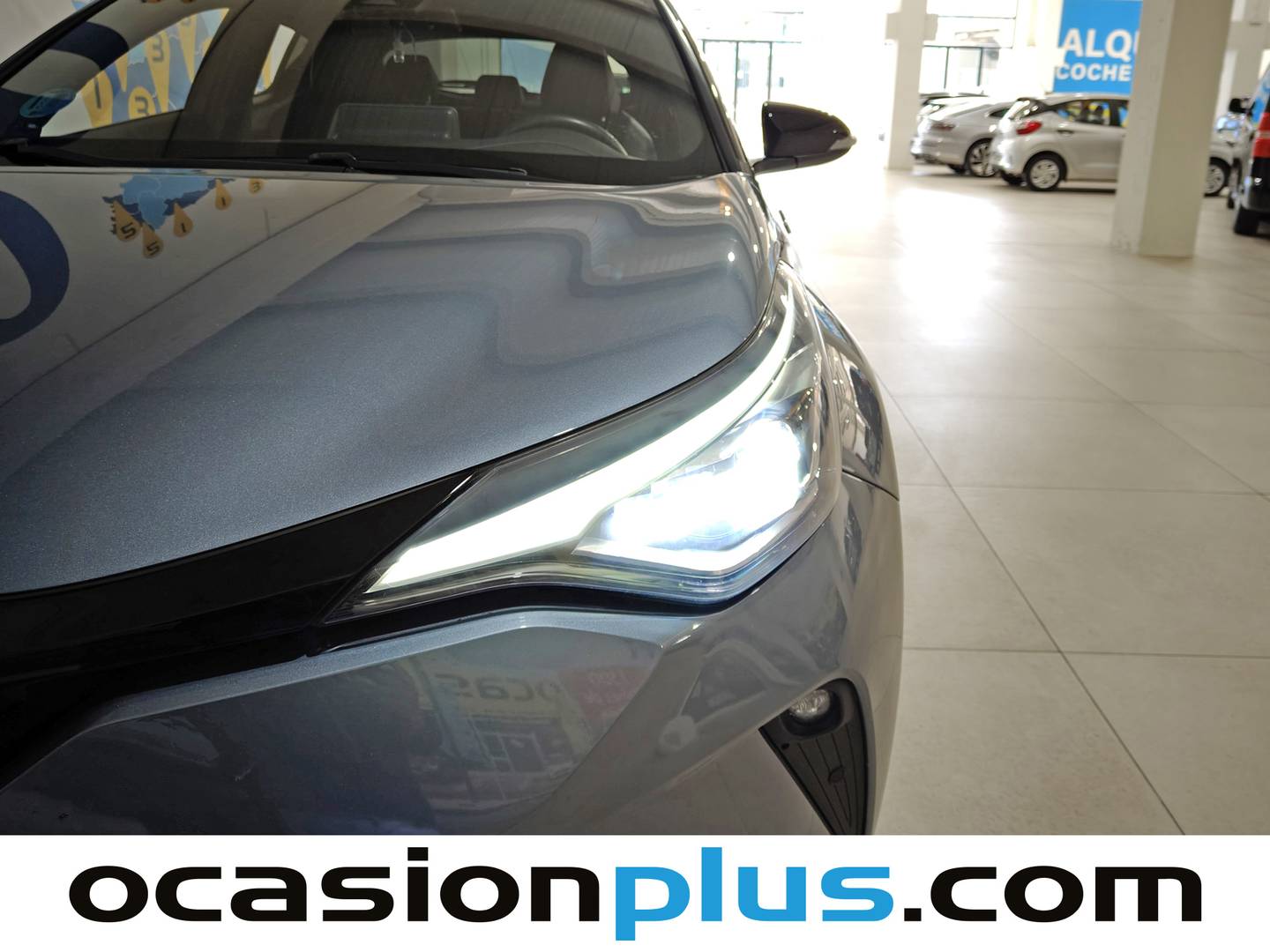 Extras del Toyota C-HR Toyota C-HR 180H Advance (184 CV)