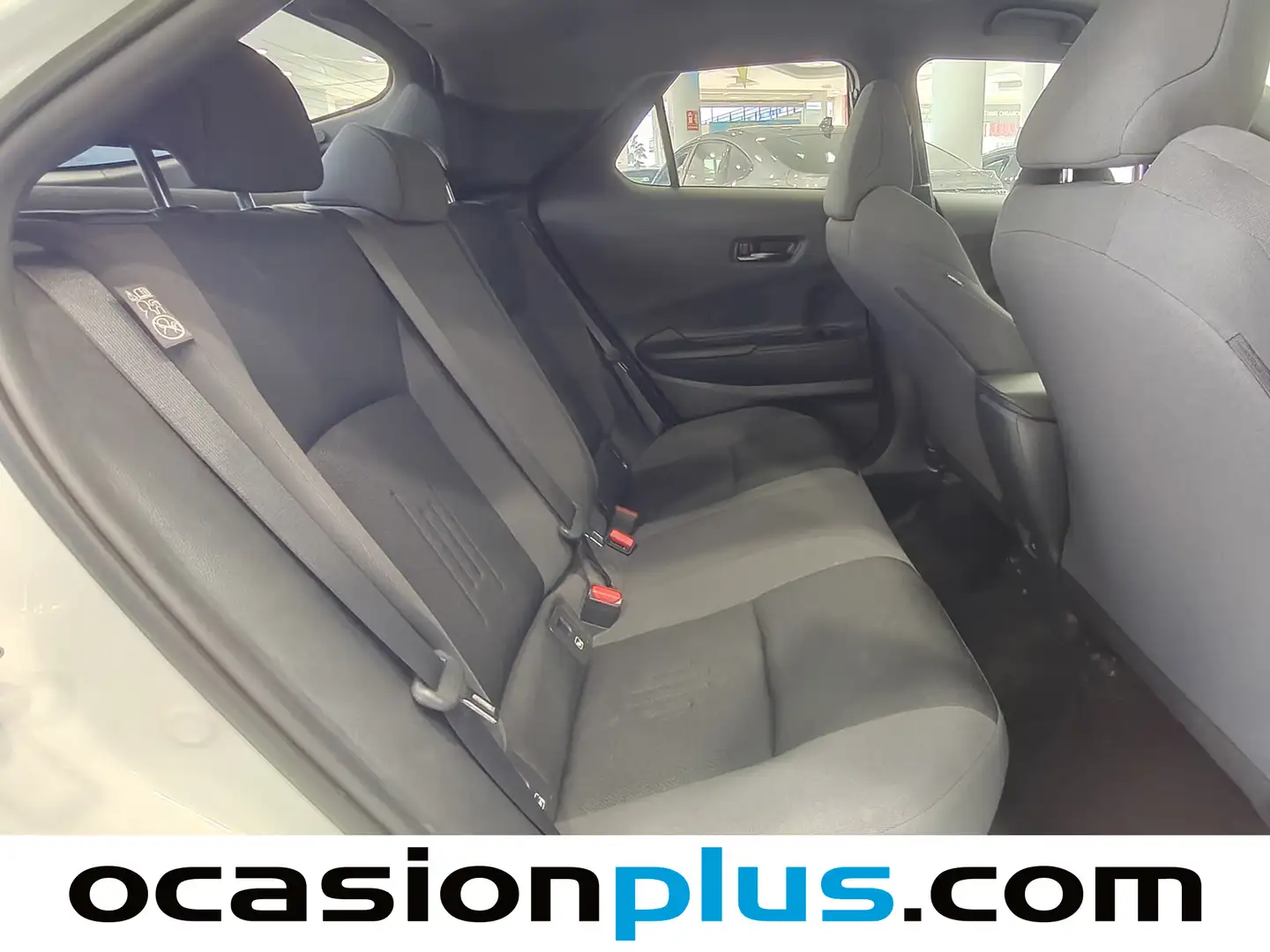 Foto Toyota C-HR Toyota C-HR 200H Advance (184 CV)