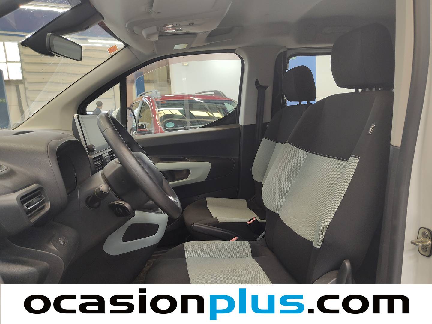 Foto asientos delanteros Citroën Berlingo Citroën Berlingo BlueHDi 100 Talla M Feel (100 CV)