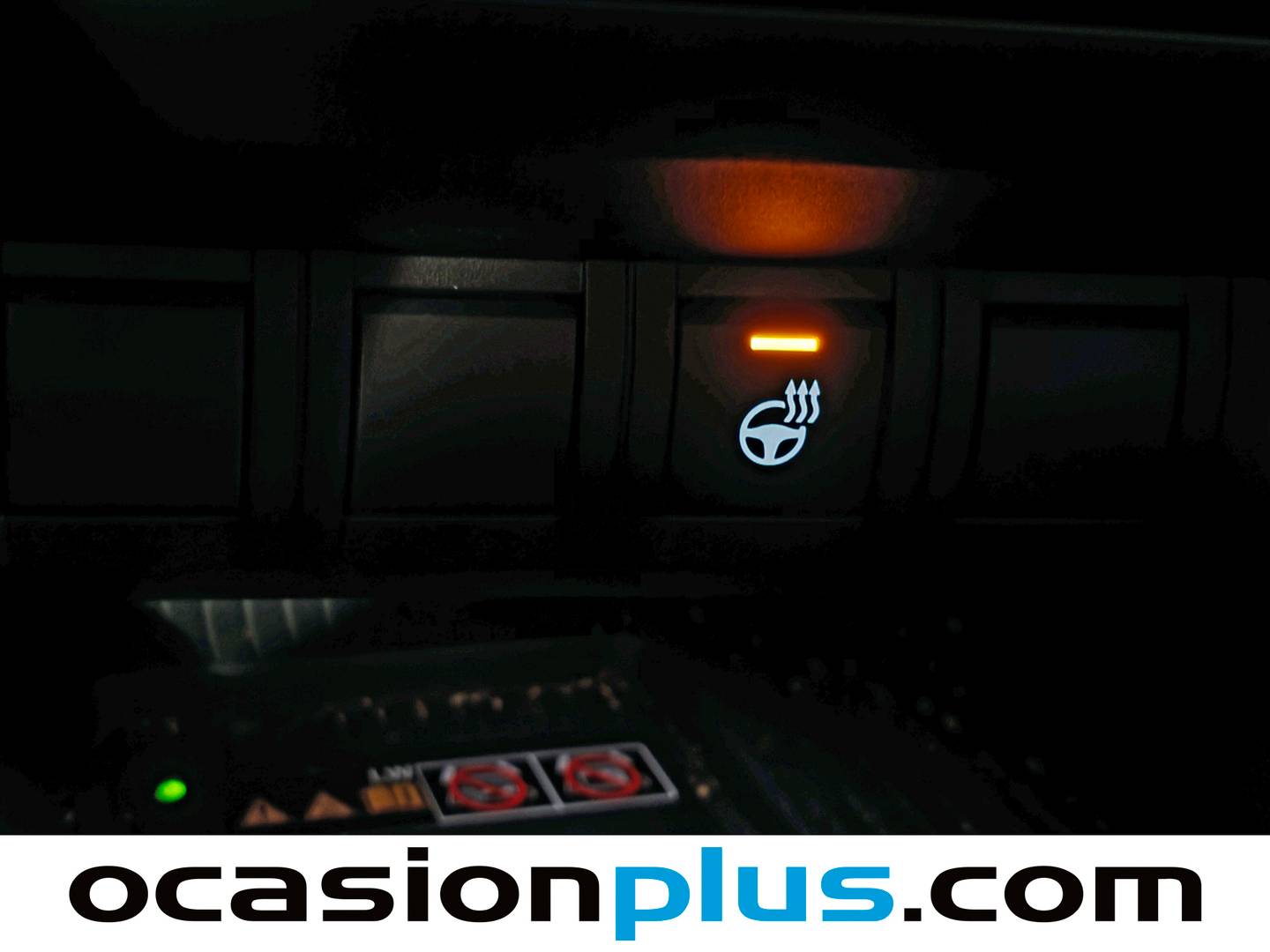 Equipamiento del Toyota C-HR Toyota C-HR 220PH Advance (223 CV)
