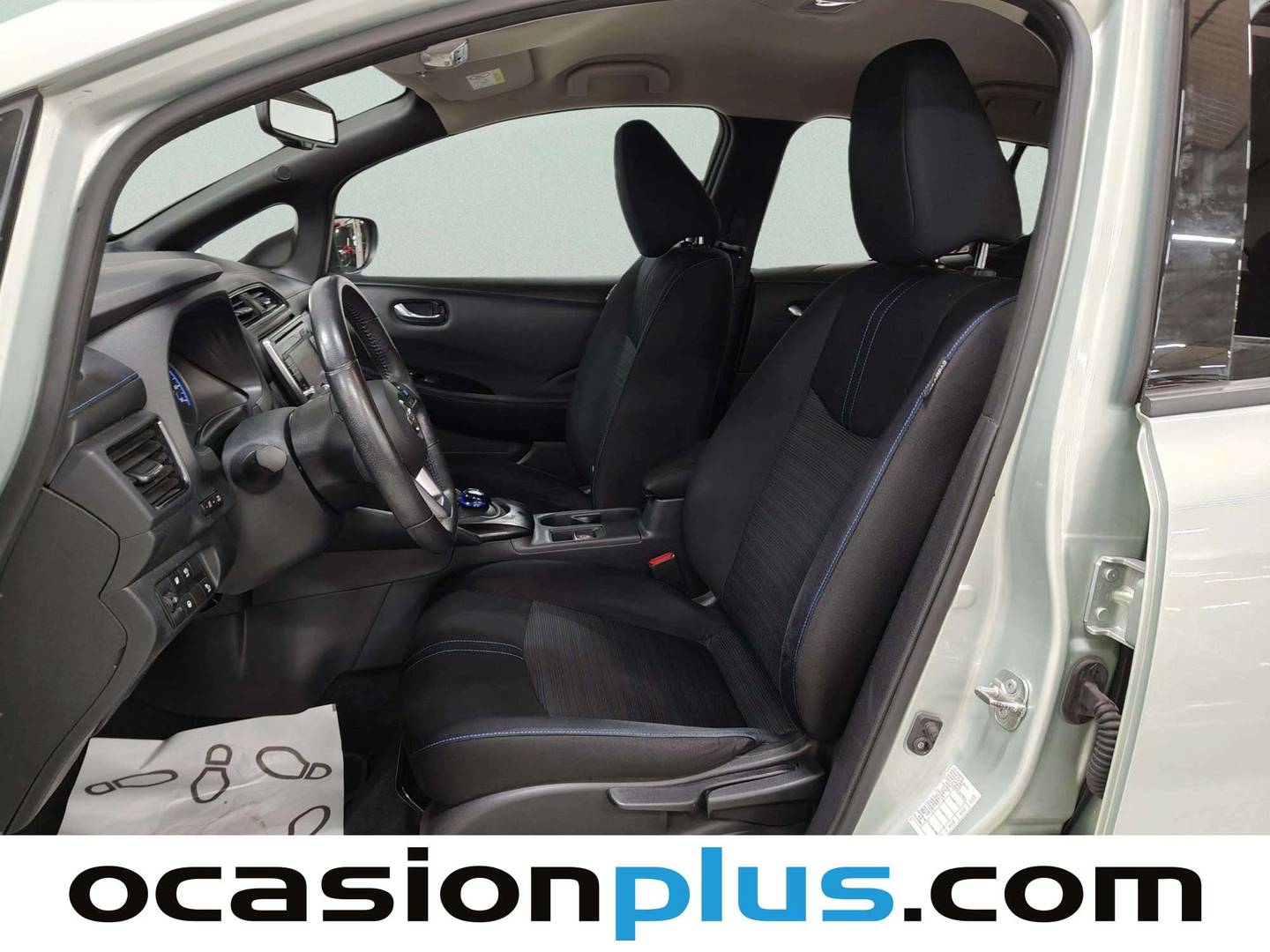 Foto asientos delanteros Nissan LEAF Nissan Leaf 40kWh N-Connecta (150 CV)