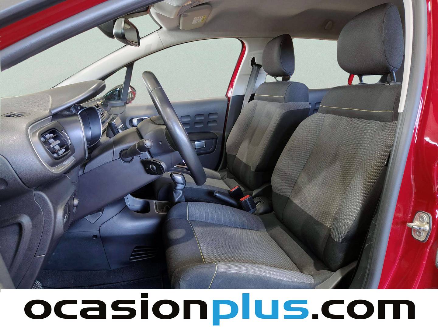 Foto asientos delanteros Citroën C3 Citroen C3 PureTech 82 Shine (83 CV)