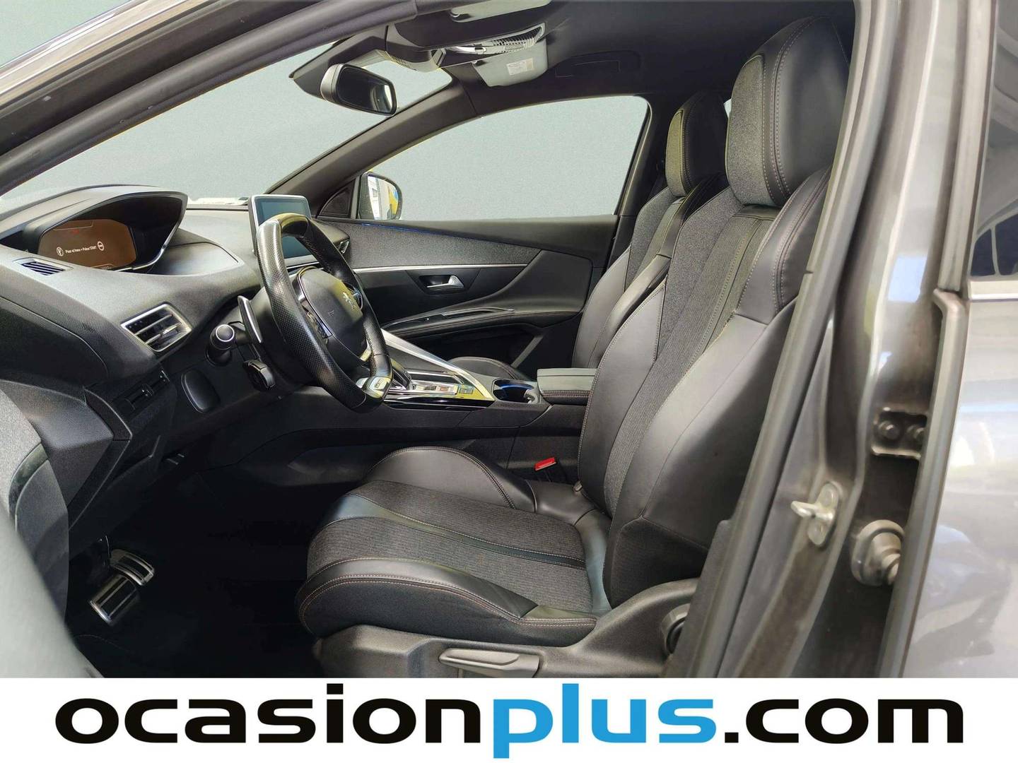 Foto asientos delanteros Peugeot 5008 Peugeot 5008 1.6L THP GT Line EAT6 (165 CV) 7 Plazas