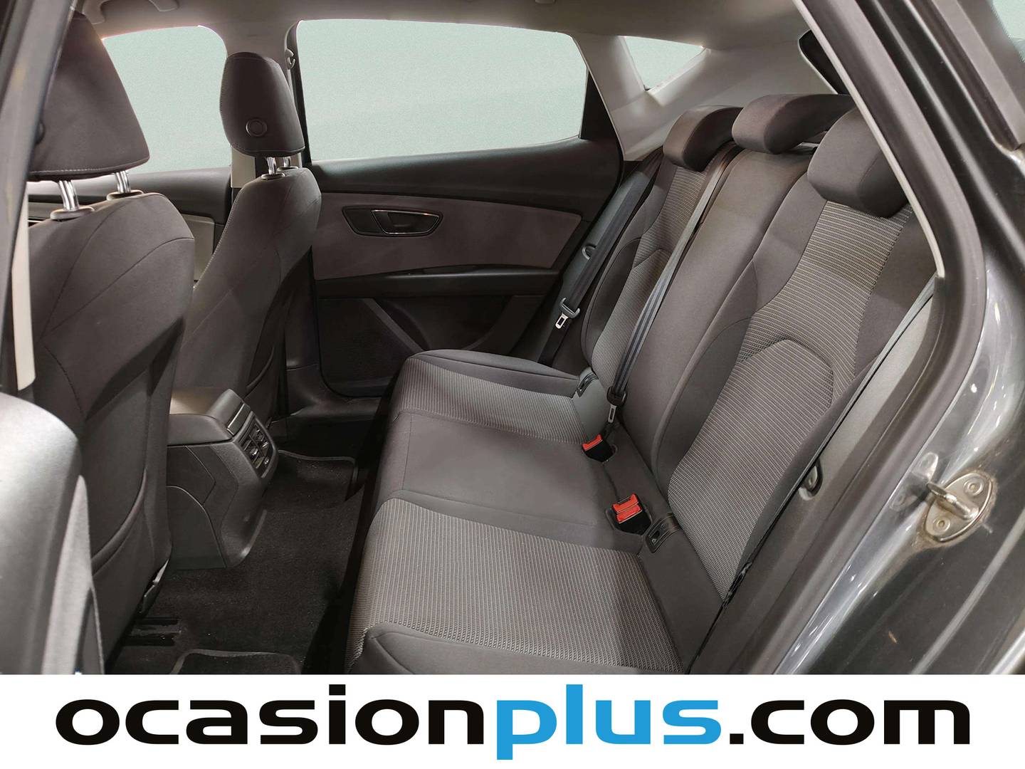 Foto asientos traseros Seat León Seat León 1.2 TSI S&S Style (110 CV)