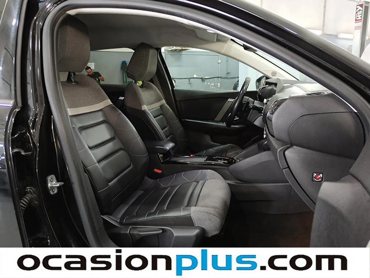 Foto Citroën C4 Citroen C4 BlueHDi 130 S&S Shine EAT8 (130 CV)