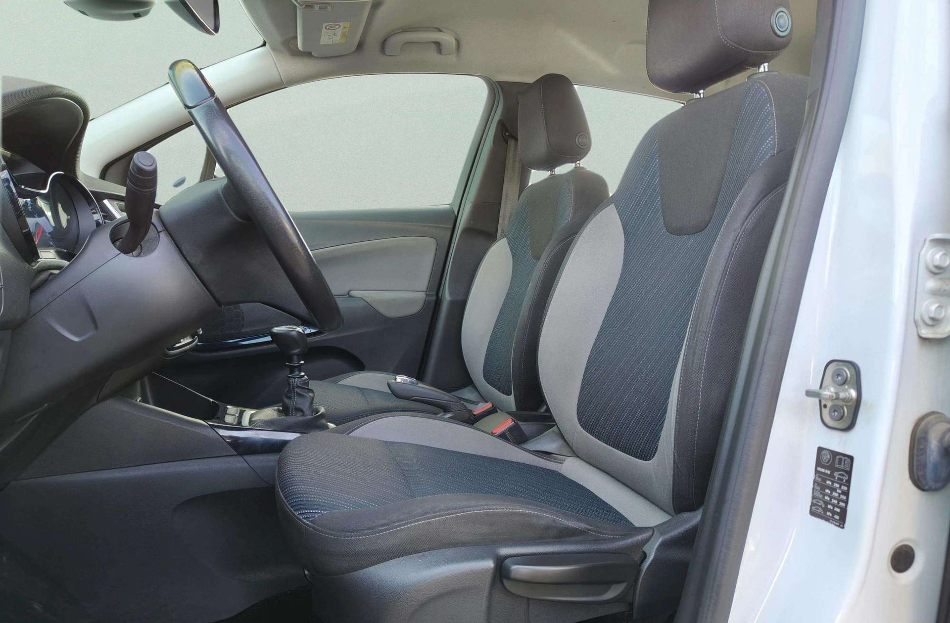 Opel Crossland 1.2 Design Line 120 Aniversario - foto 8