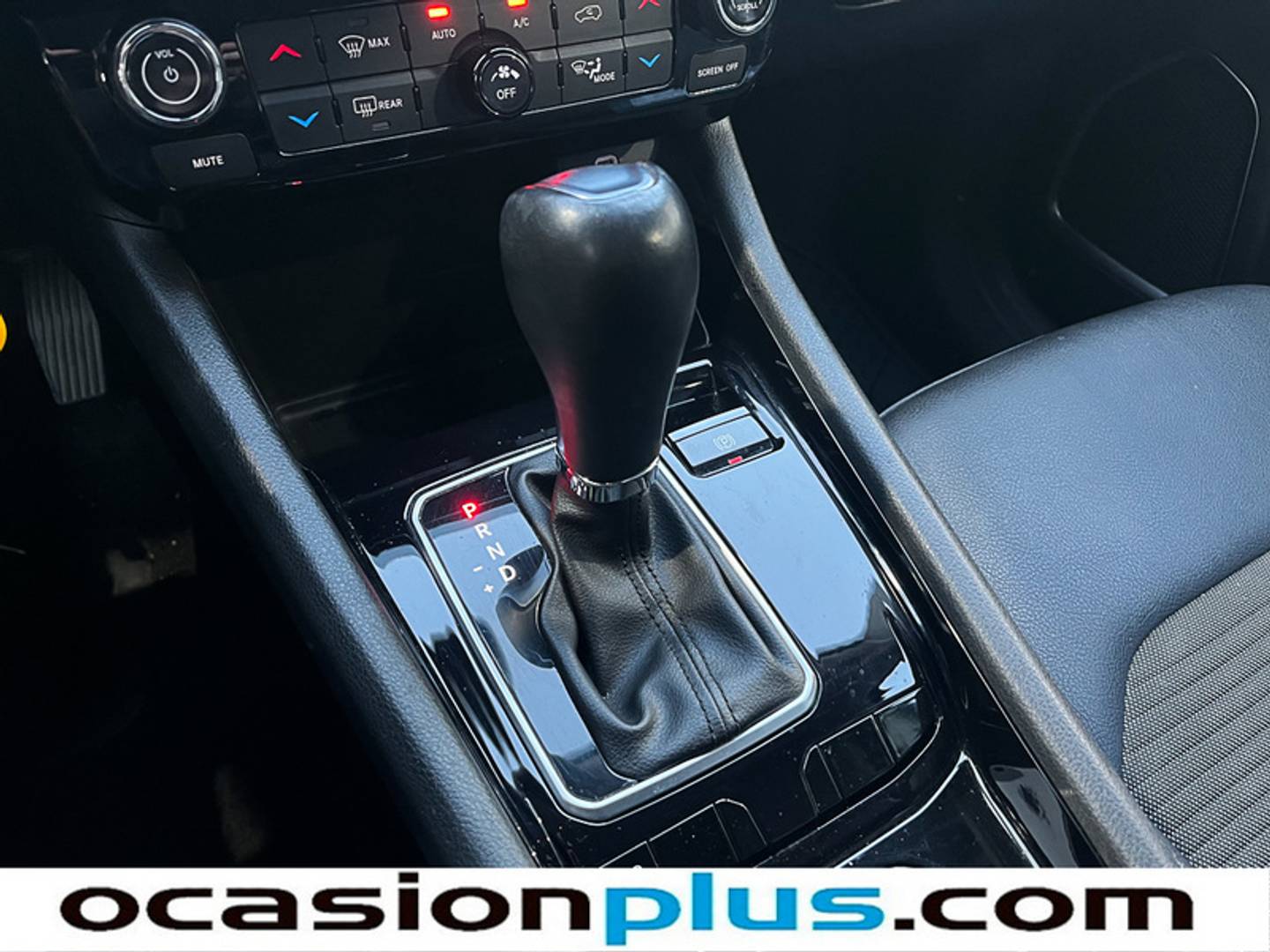 Foto Jeep Compass Jeep Compass 1.5 MHEV Night Eagle DCT (130 CV)