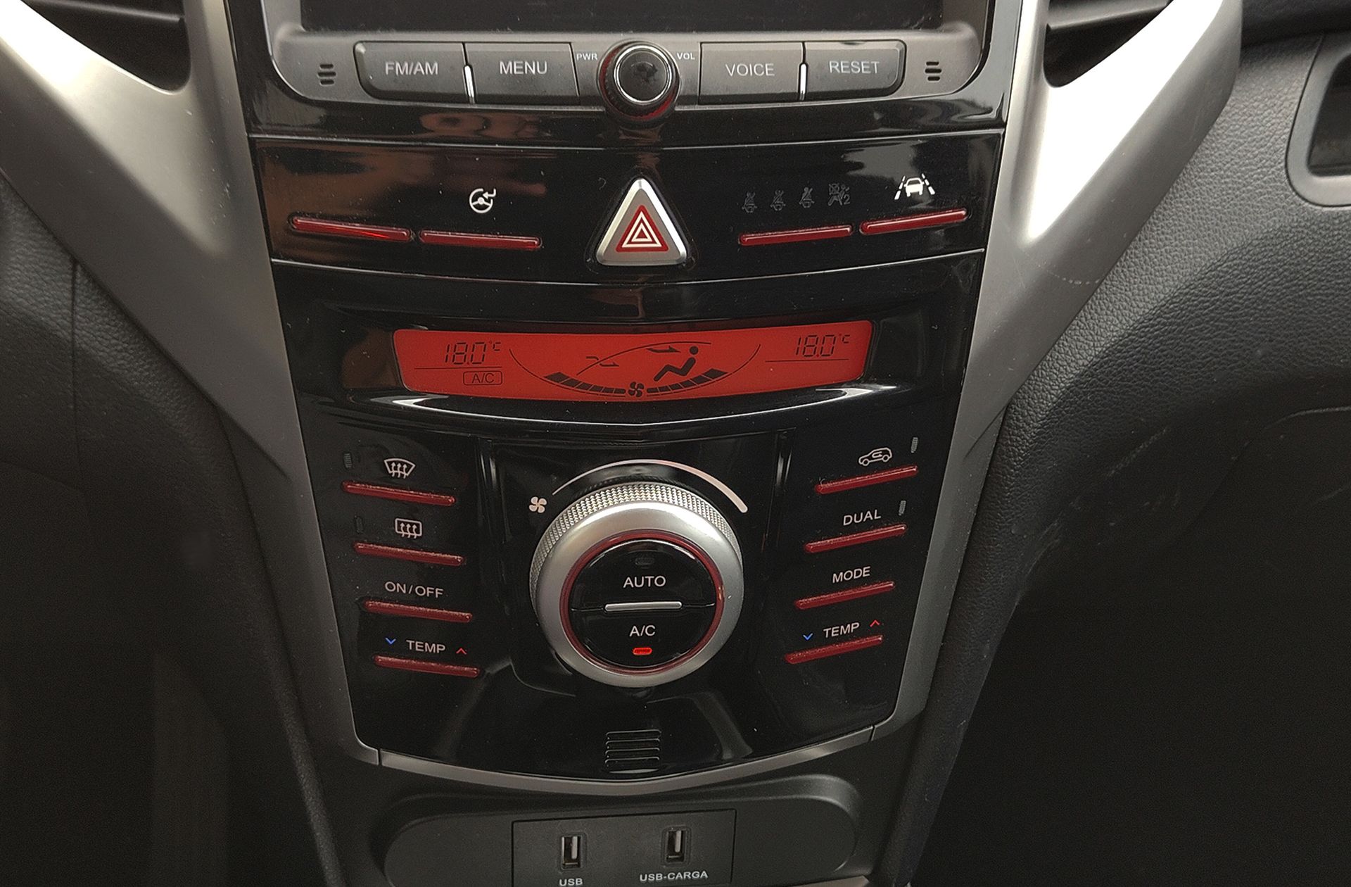 SsangYong Tivoli G16 Limited 4x2 - foto 26