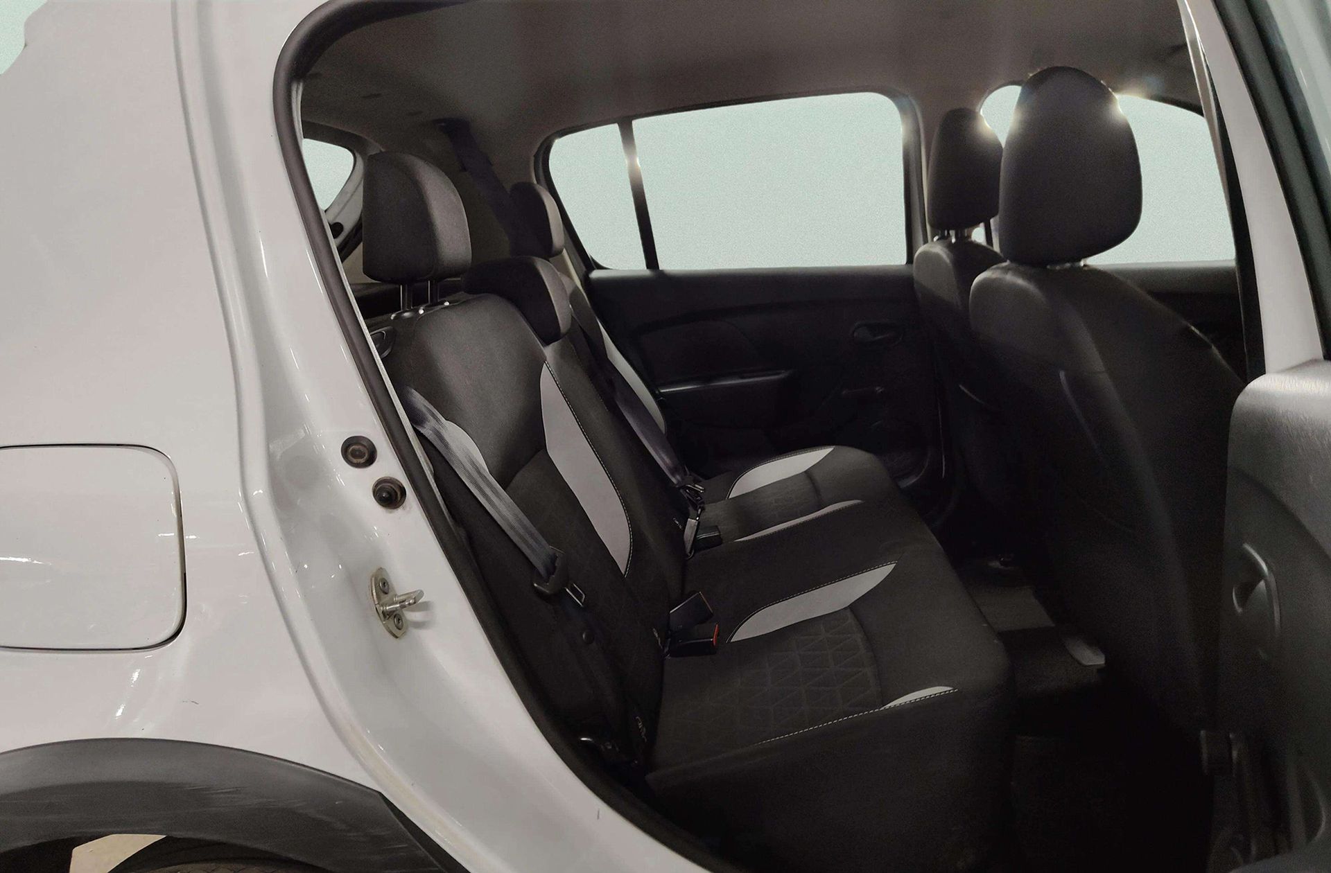 Dacia Sandero Stepway TCe - foto 13
