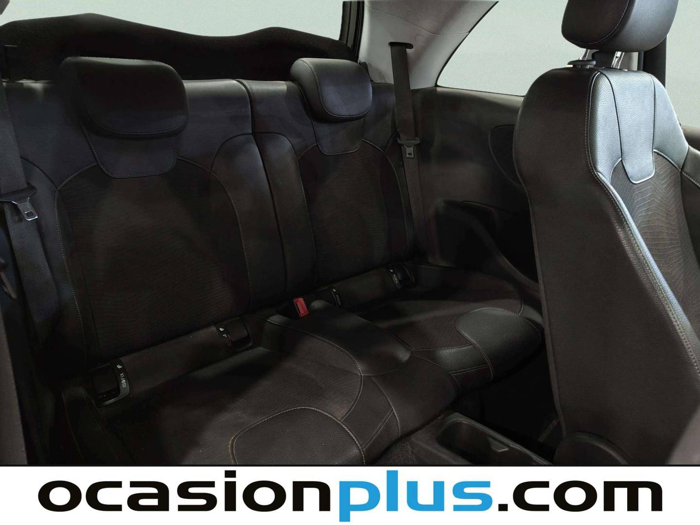 Foto asientos traseros Opel Adam Opel Adam 1.4 XEL Glam (87 CV)