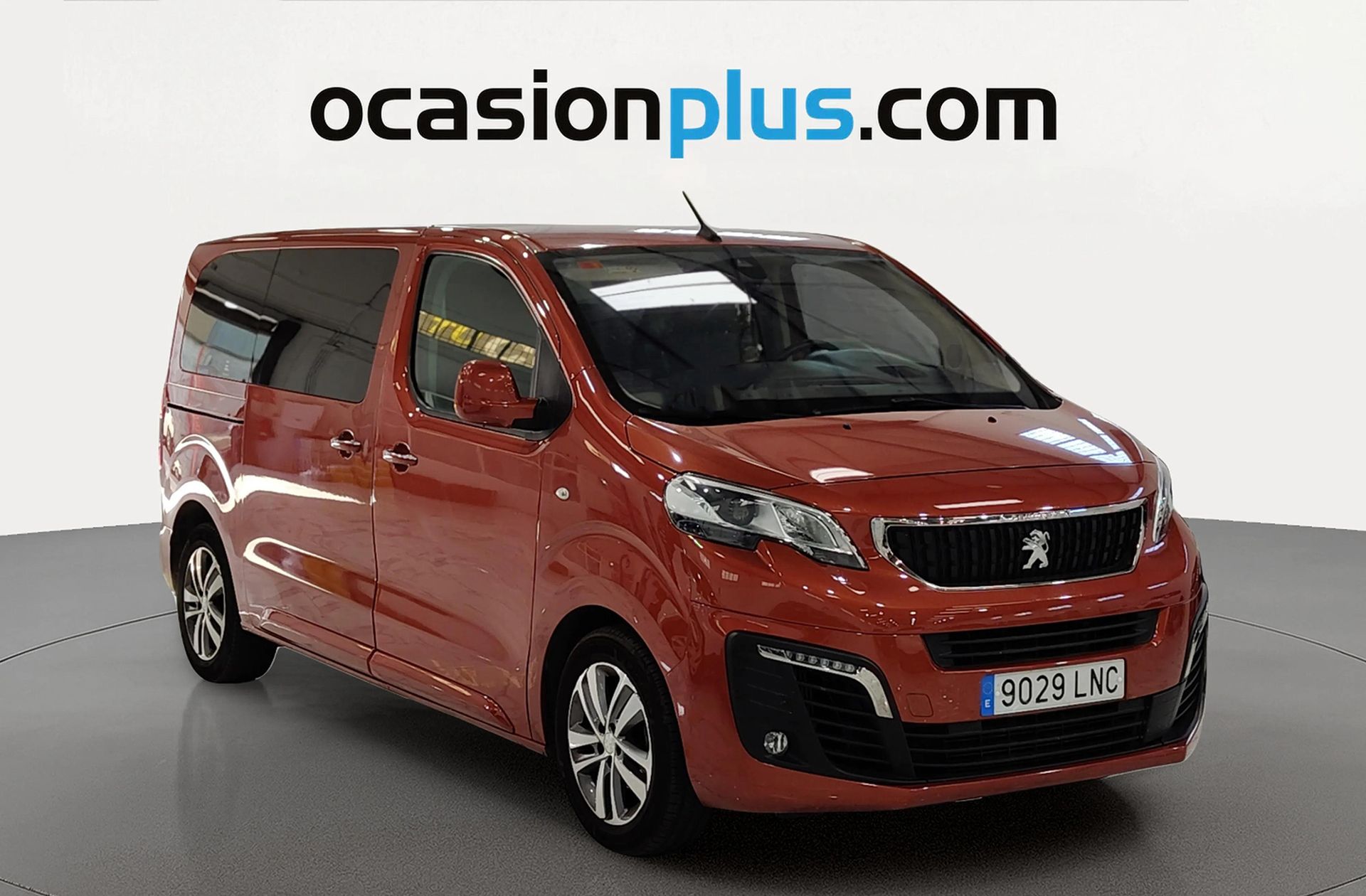 Peugeot Traveller BlueHDi 150 Allure Standard 9 plazas - foto 2