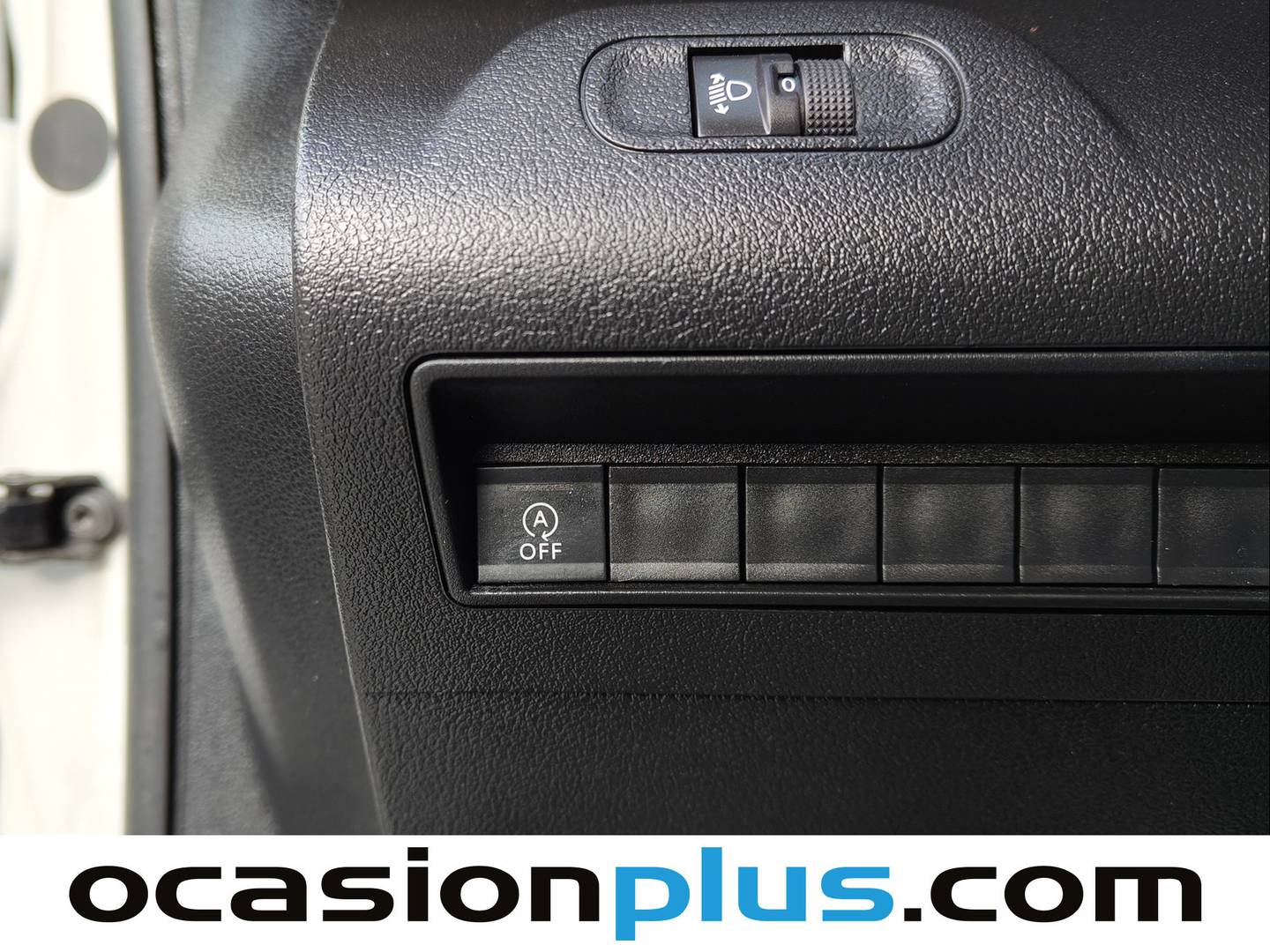 Foto Peugeot Partner Peugeot Partner BlueHDi 100 S&S Pro Standard 600kg (98 CV)