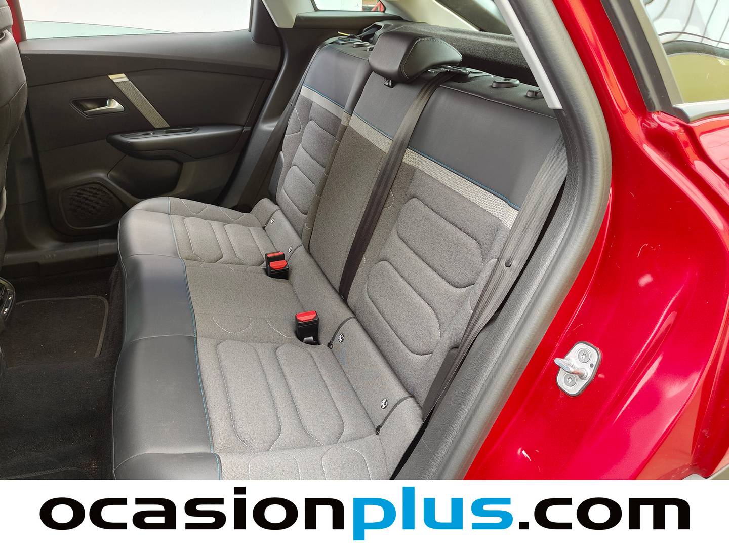 Foto asientos traseros Citroën C4 Citroen C4 BlueHDi 130 S&S Feel Pack EAT8 (130 CV)