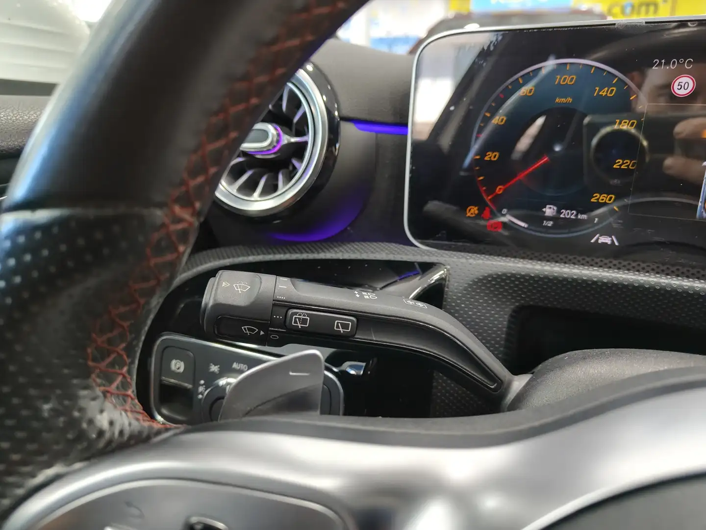 Foto Mercedes Clase A Mercedes-Benz Clase A 180d 85 kW (116 CV) Pack AMG