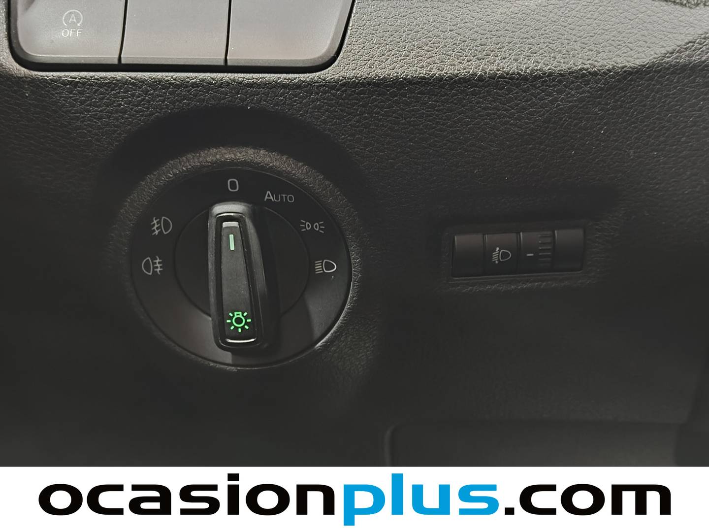 Foto Skoda Fabia Skoda Fabia 1.0 TSI Ambition Plus (95 CV)