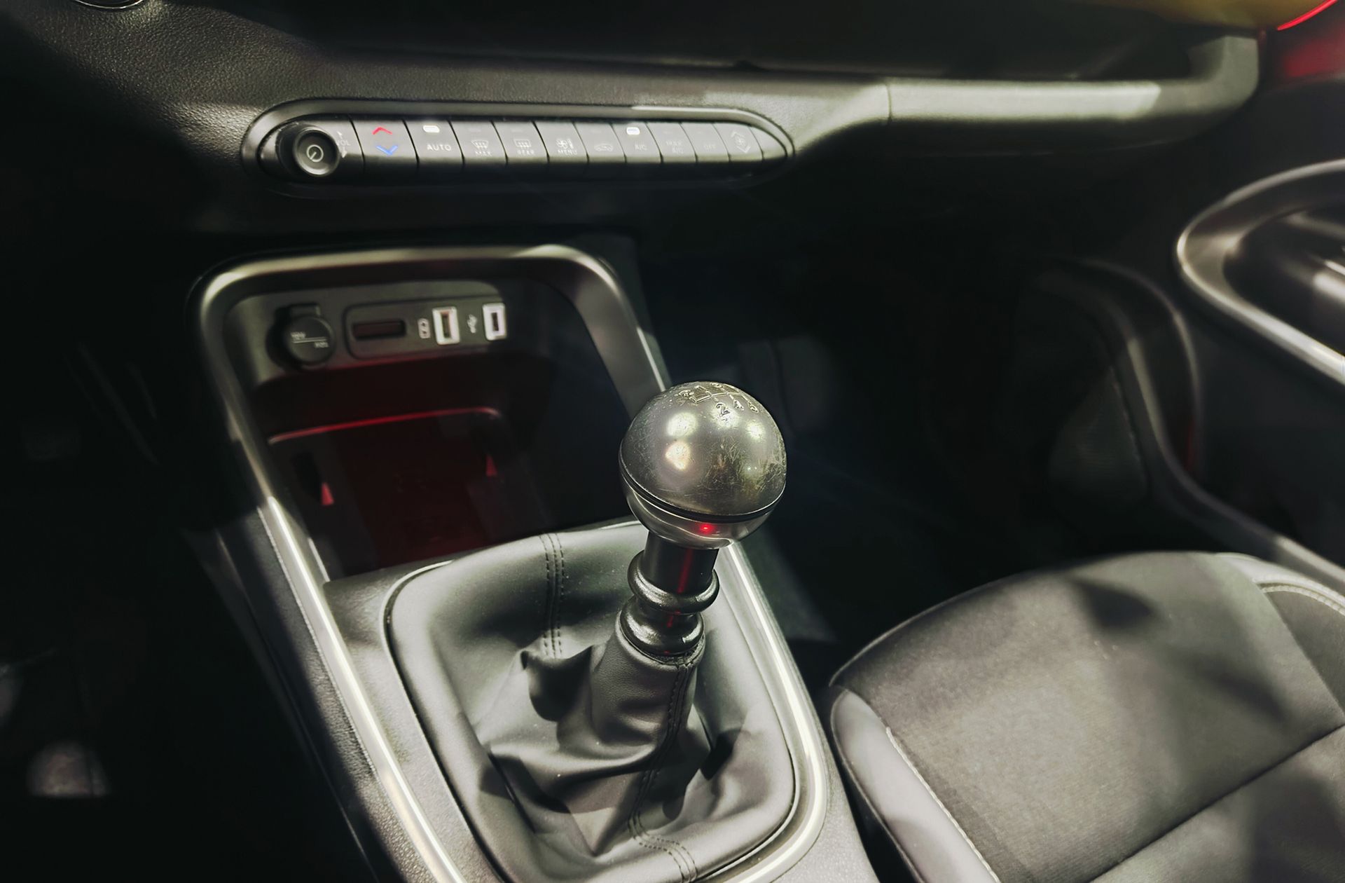 Jeep Avenger 1.2 G Summit - foto 5