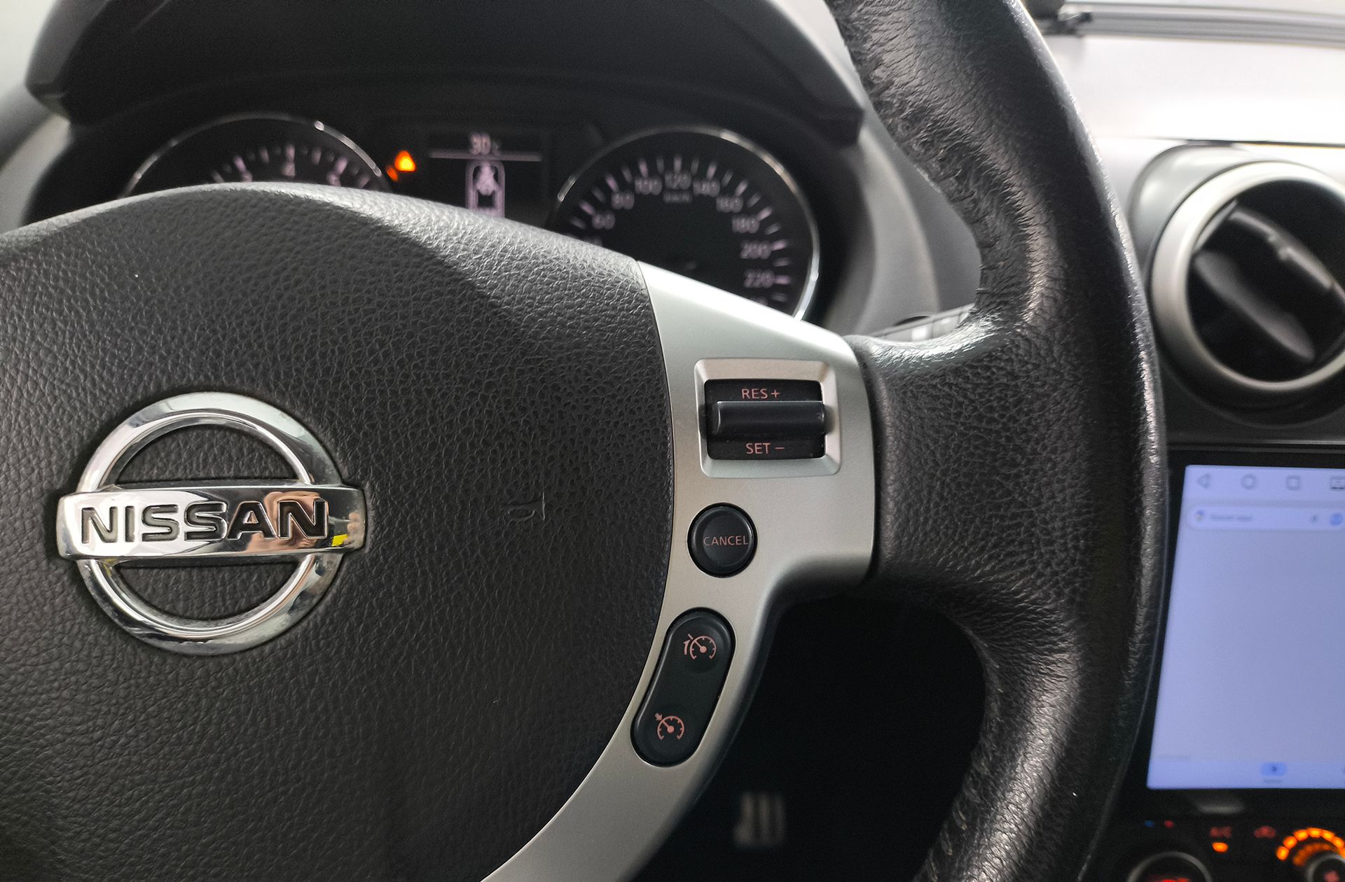 Nissan Qashqai 1.6 Tekna Premium 4x2 - foto 30