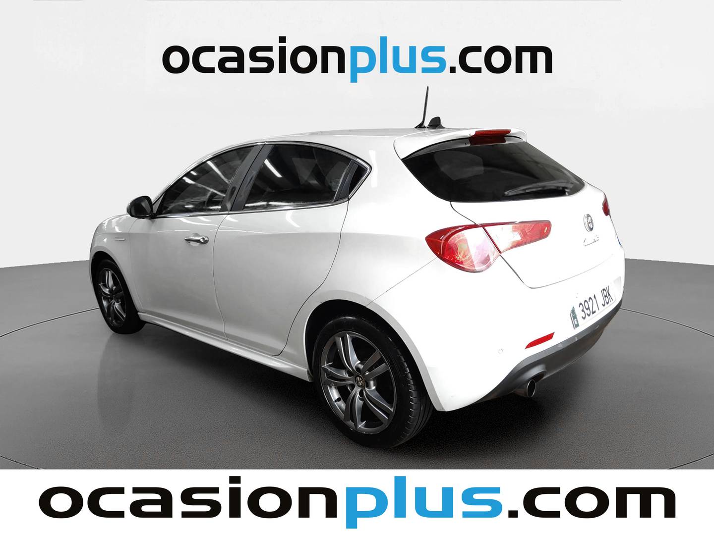 Foto delantera Alfa Romeo Giulietta Alfa Romeo Giulietta 1.6 JTDm Distinctive (105 CV) derecha
