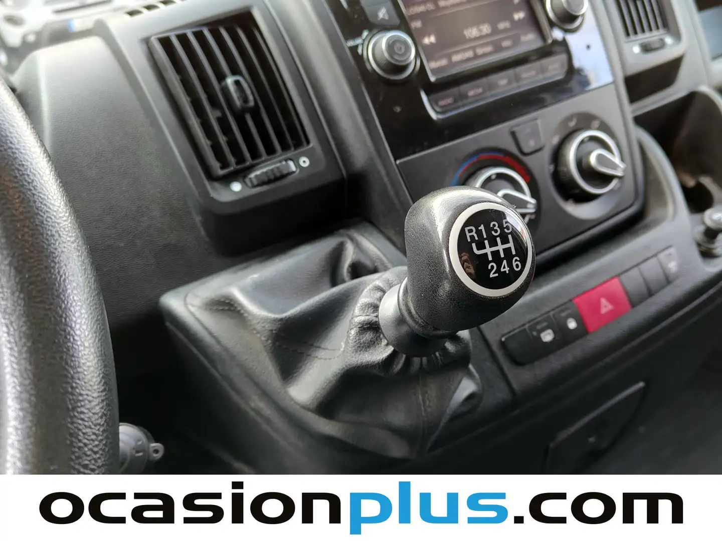 Foto Peugeot Boxer Peugeot Boxer Pack 335 L2 H2 BHDI (140CV) S&S