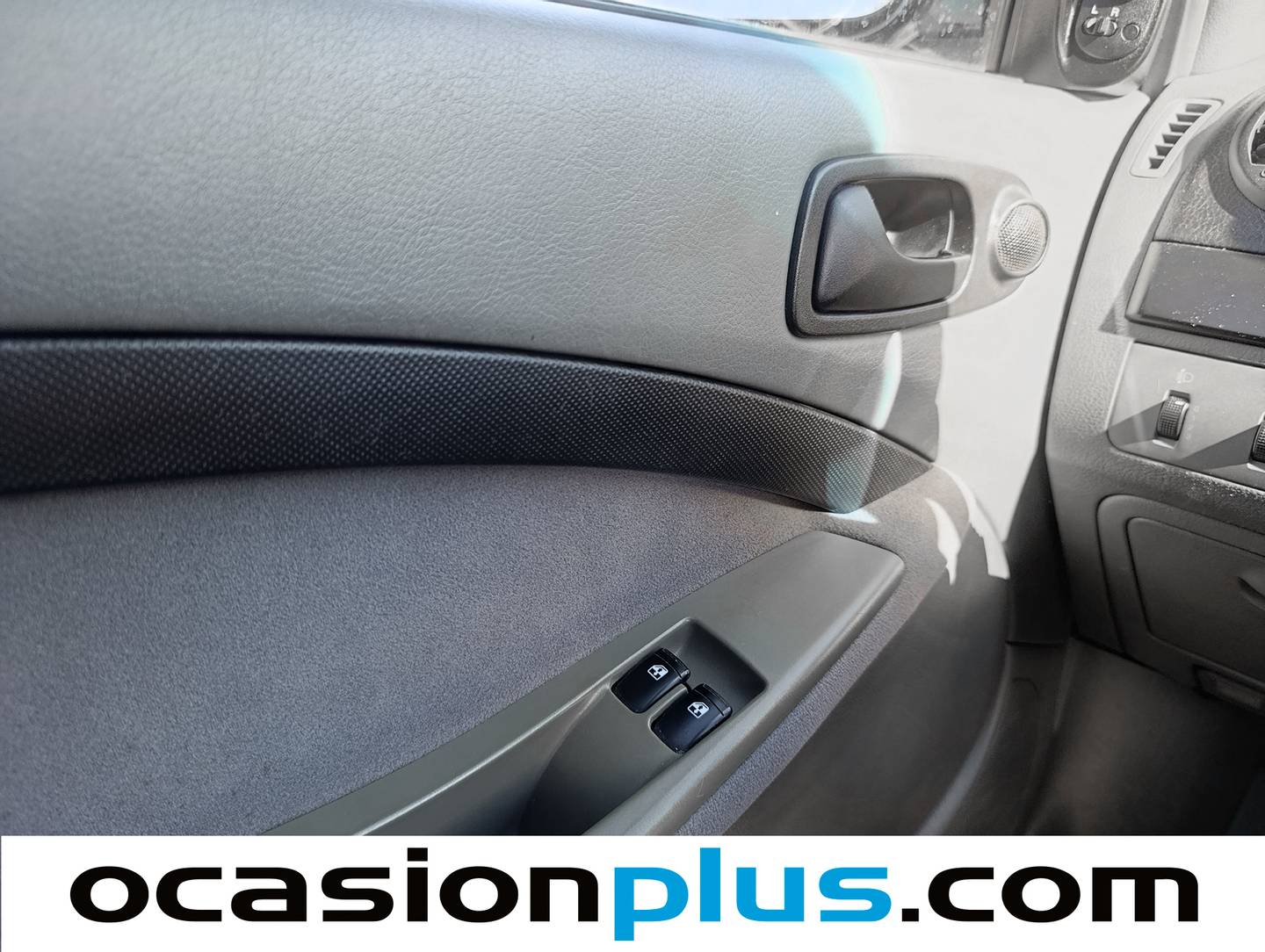 Equipamiento del Chevrolet Lacetti Chevrolet Lacetti 1.4 SE (95 CV)