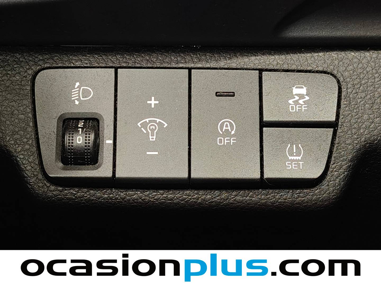 Equipamiento del KIA Stonic KIA Stonic 1.0 T-GDi MHEV iMT Concept (100 CV)