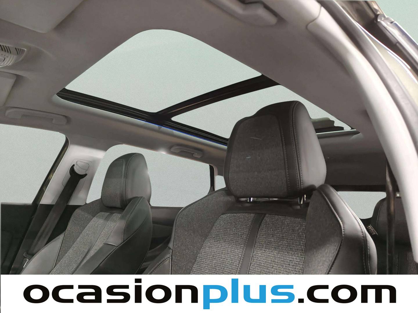 Equipamiento del Peugeot 5008 Peugeot 5008 PureTech 130 S&S Allure (130 CV) 7 Plazas