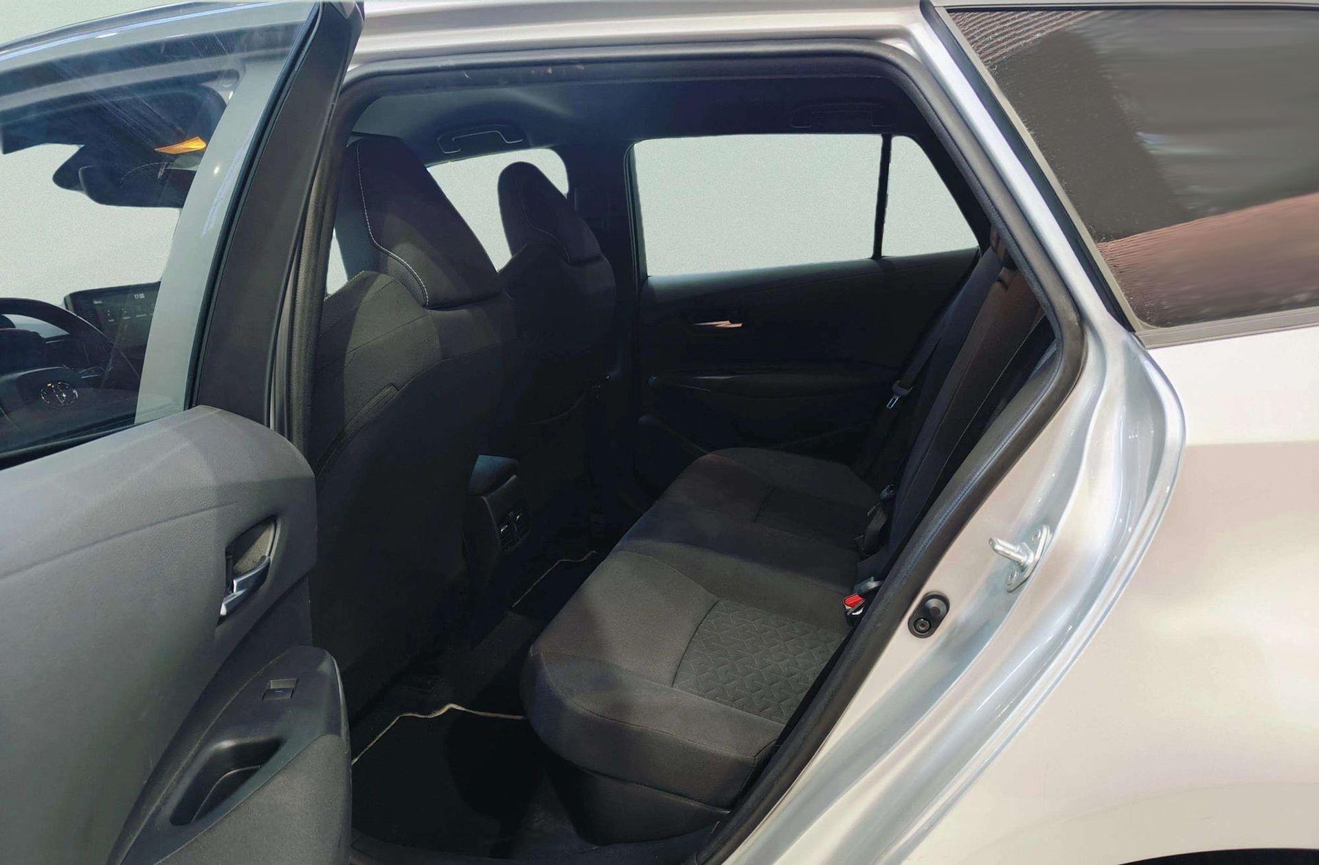 Toyota Corolla Touring Sports 125H Active Tech E-CVT - foto 10