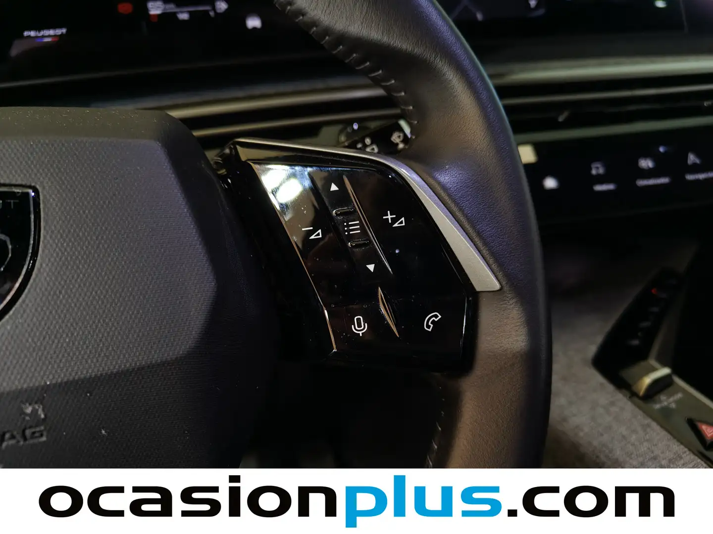 Foto Peugeot 5008 Hybrid Peugeot 5008 Hybrid 1.2 Allure eDCS6 (136 CV)