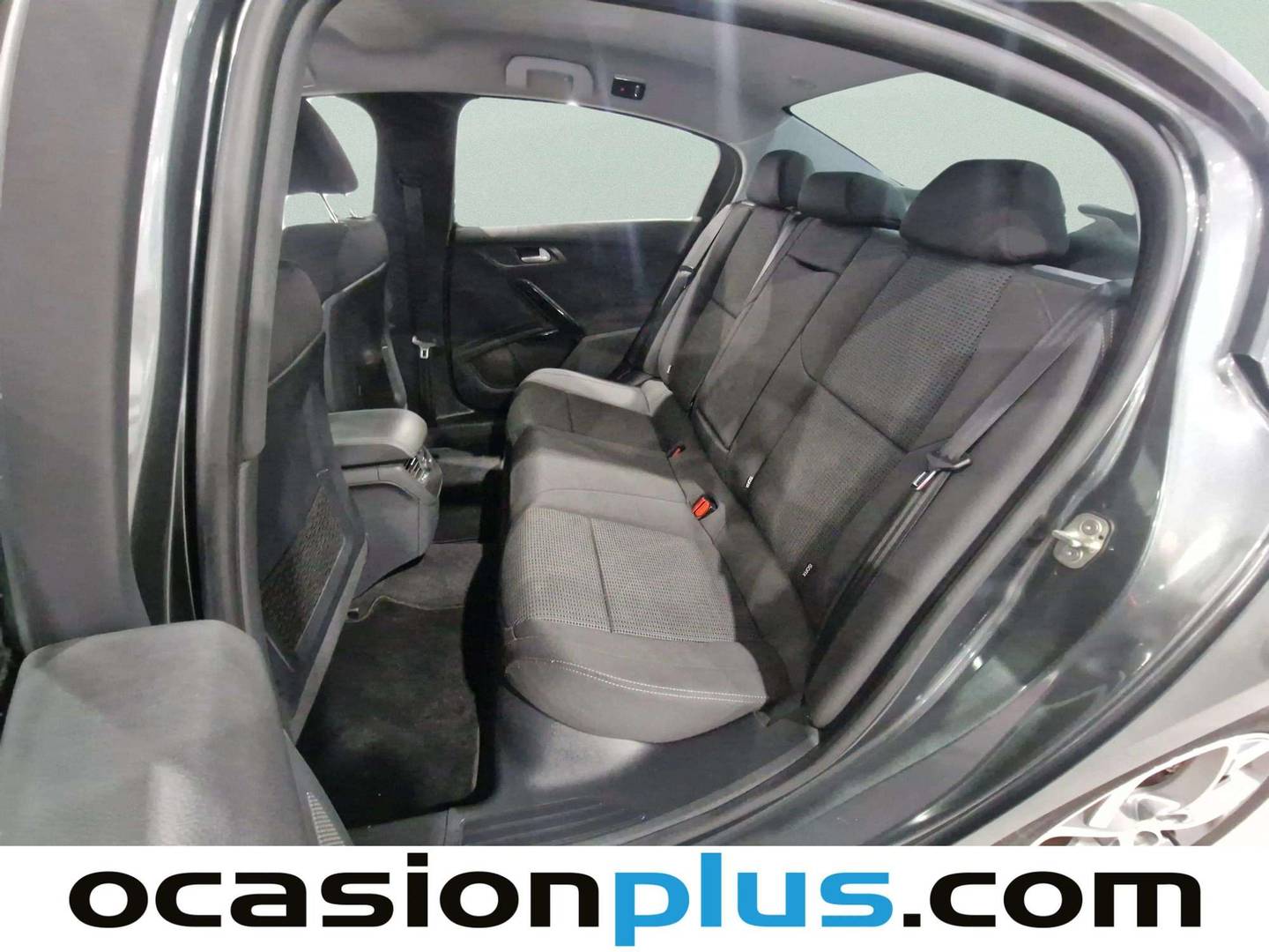 Foto asientos traseros Peugeot 508 Peugeot 508 2.0 HDI Active (140 CV)