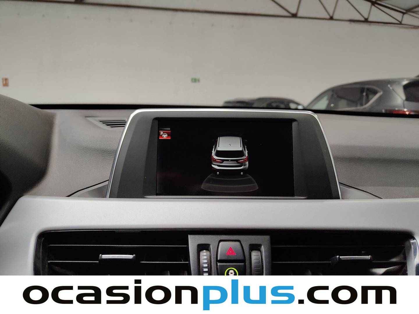 Equipamiento del BMW X1 BMW X1 sDrive18d (150 CV)