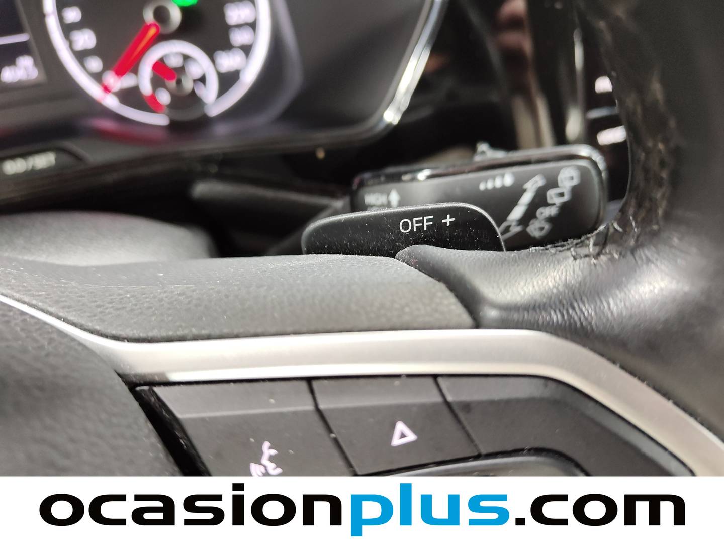 Foto Volkswagen T-Cross Volkswagen T-Cross Advance 1.0 TSI (115 CV) DSG