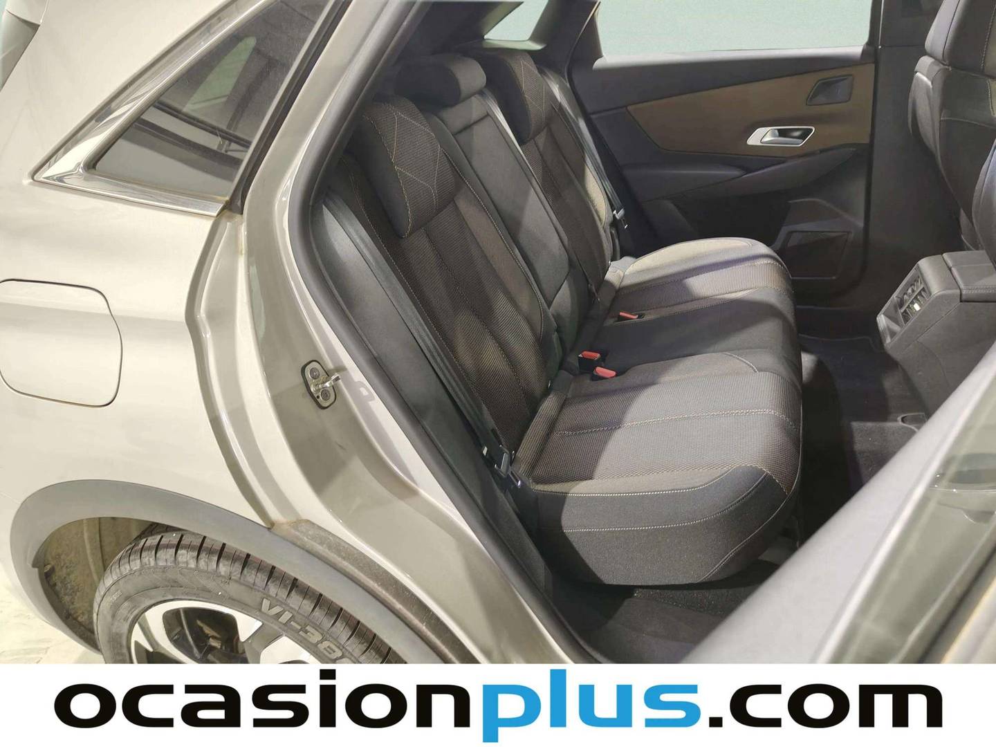 Foto DS DS 7 Crossback DS DS7 Crossback PureTech 180 Bastille+ AT (180 CV)