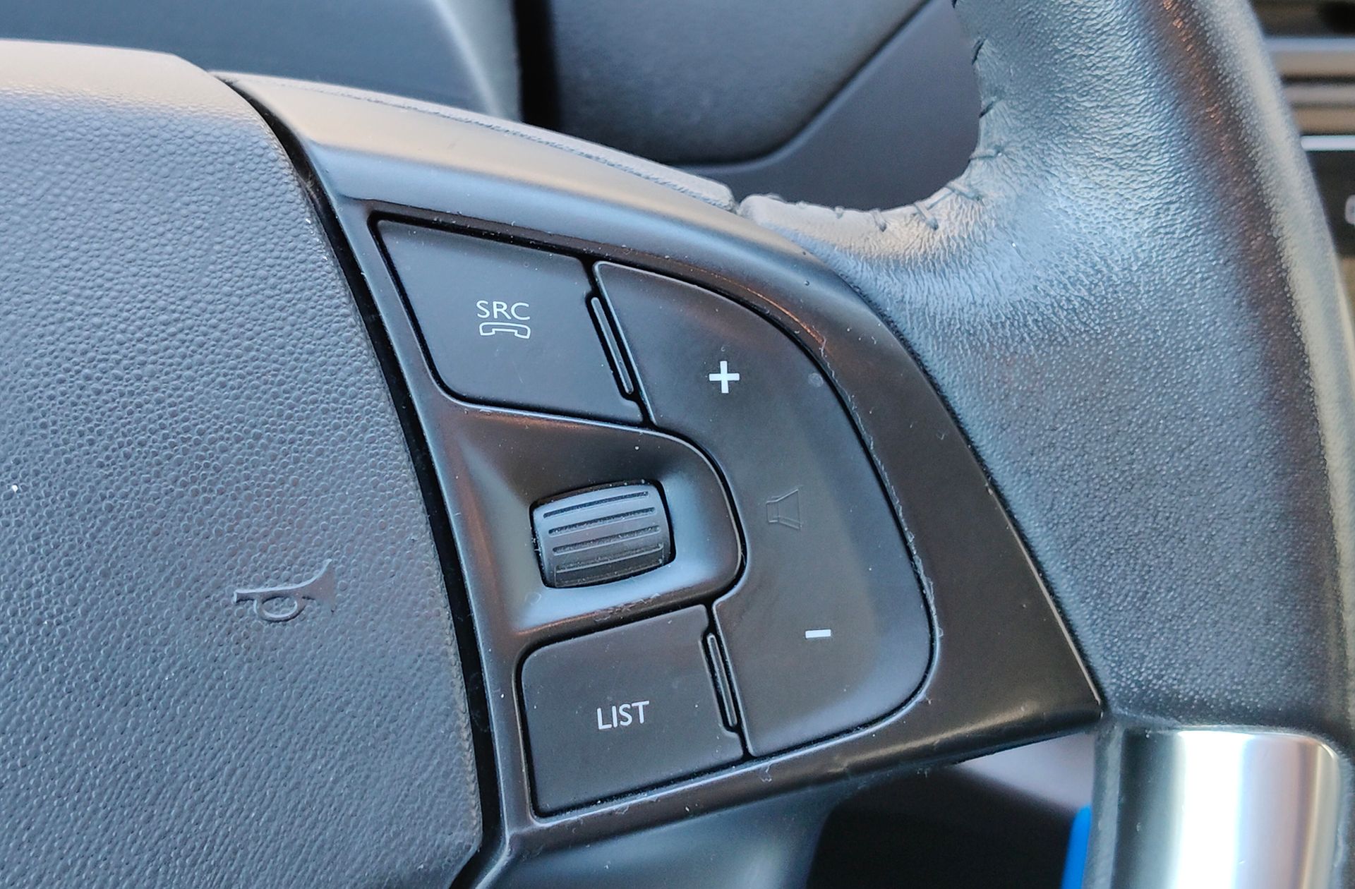 Citroën C4 Picasso PureTech 130 Live Edition - foto 24