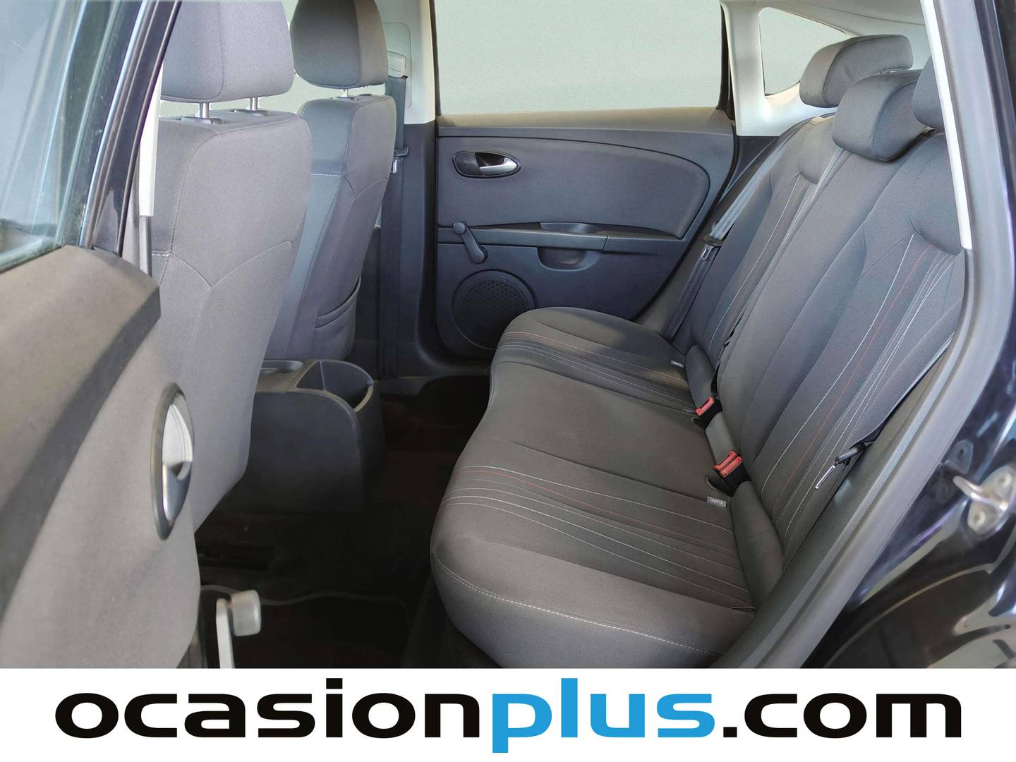 Foto asientos traseros Seat León Seat León 1.6 TDI Reference Copa (105 CV)