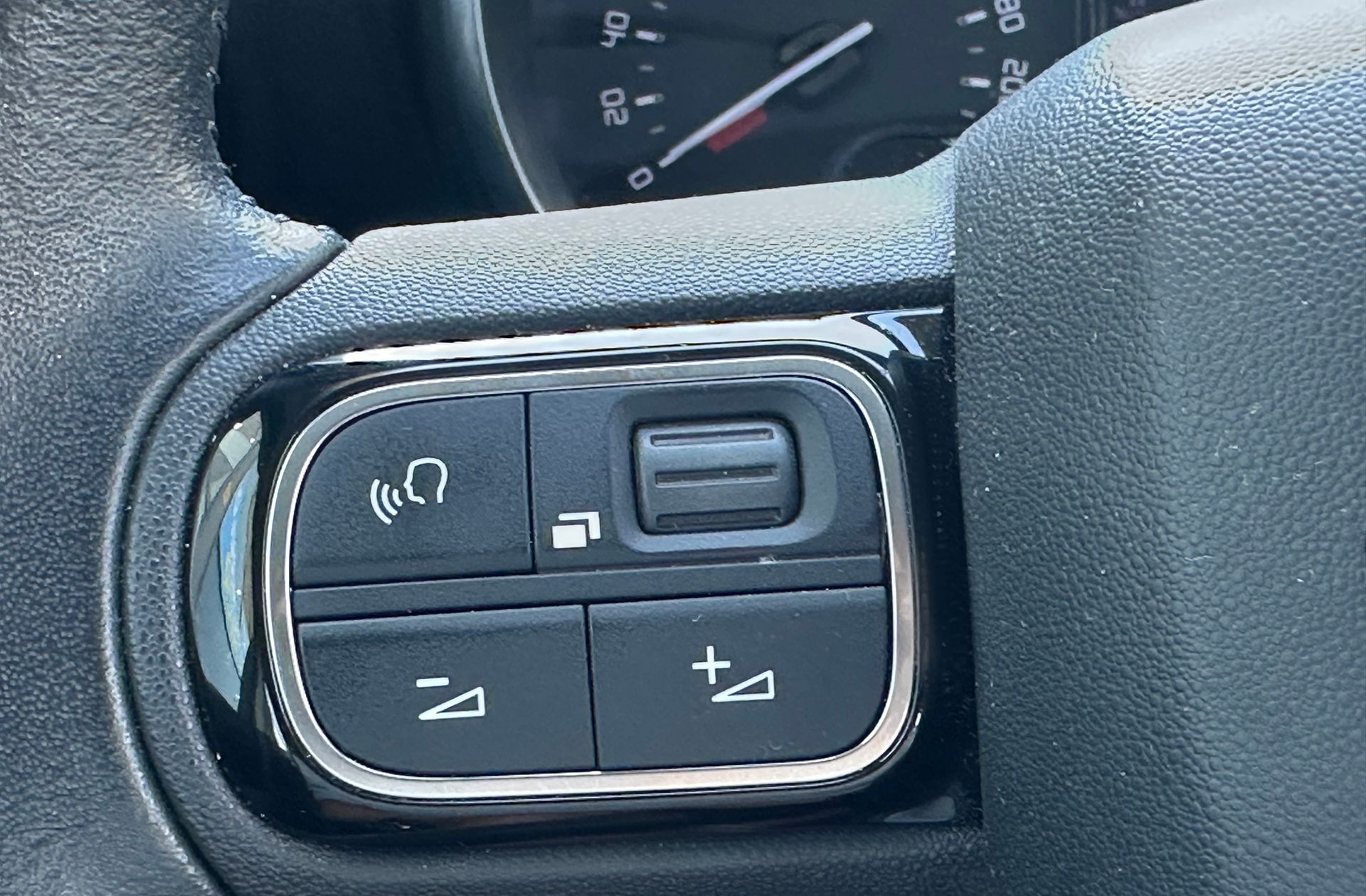 Citroën C3 Aircross BlueHDi 100 Feel - foto 30