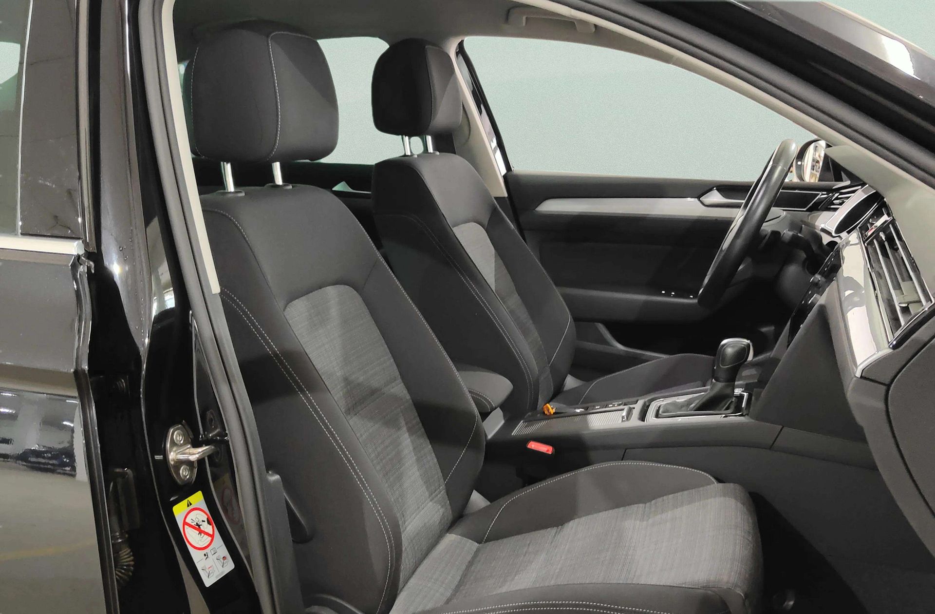 Volkswagen Passat 2.0 TDI DSG - foto 22