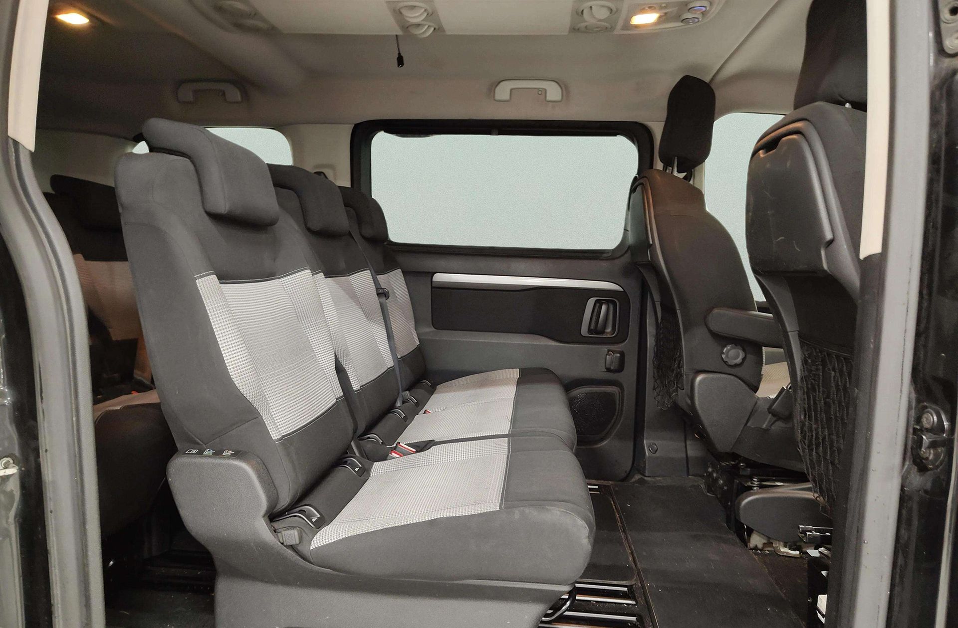 Citroën SpaceTourer BlueHDi 150 Feel Talla M 8 plazas - foto 17