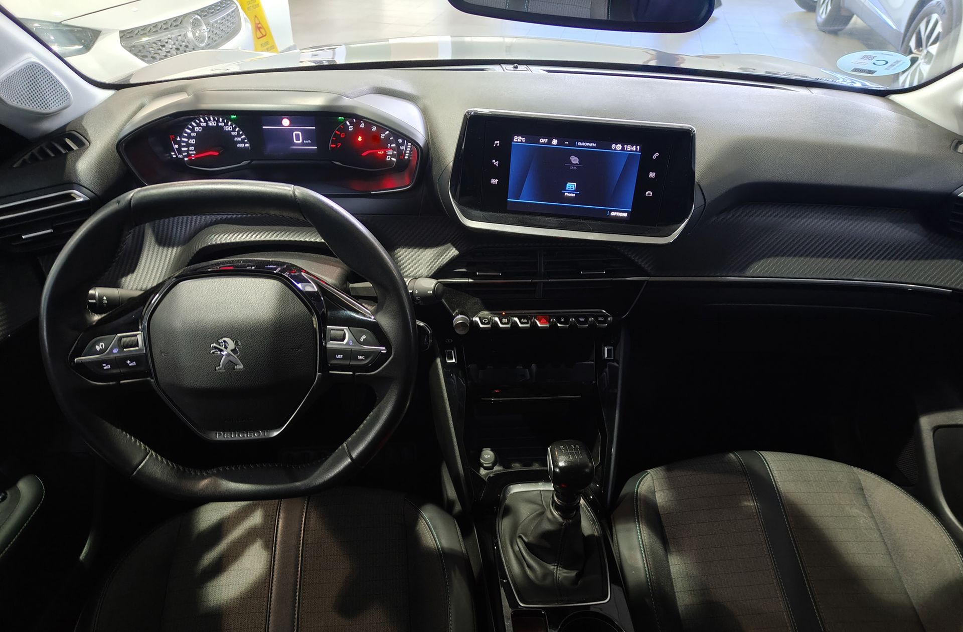 Peugeot 208 PureTech 100 Allure - foto 6