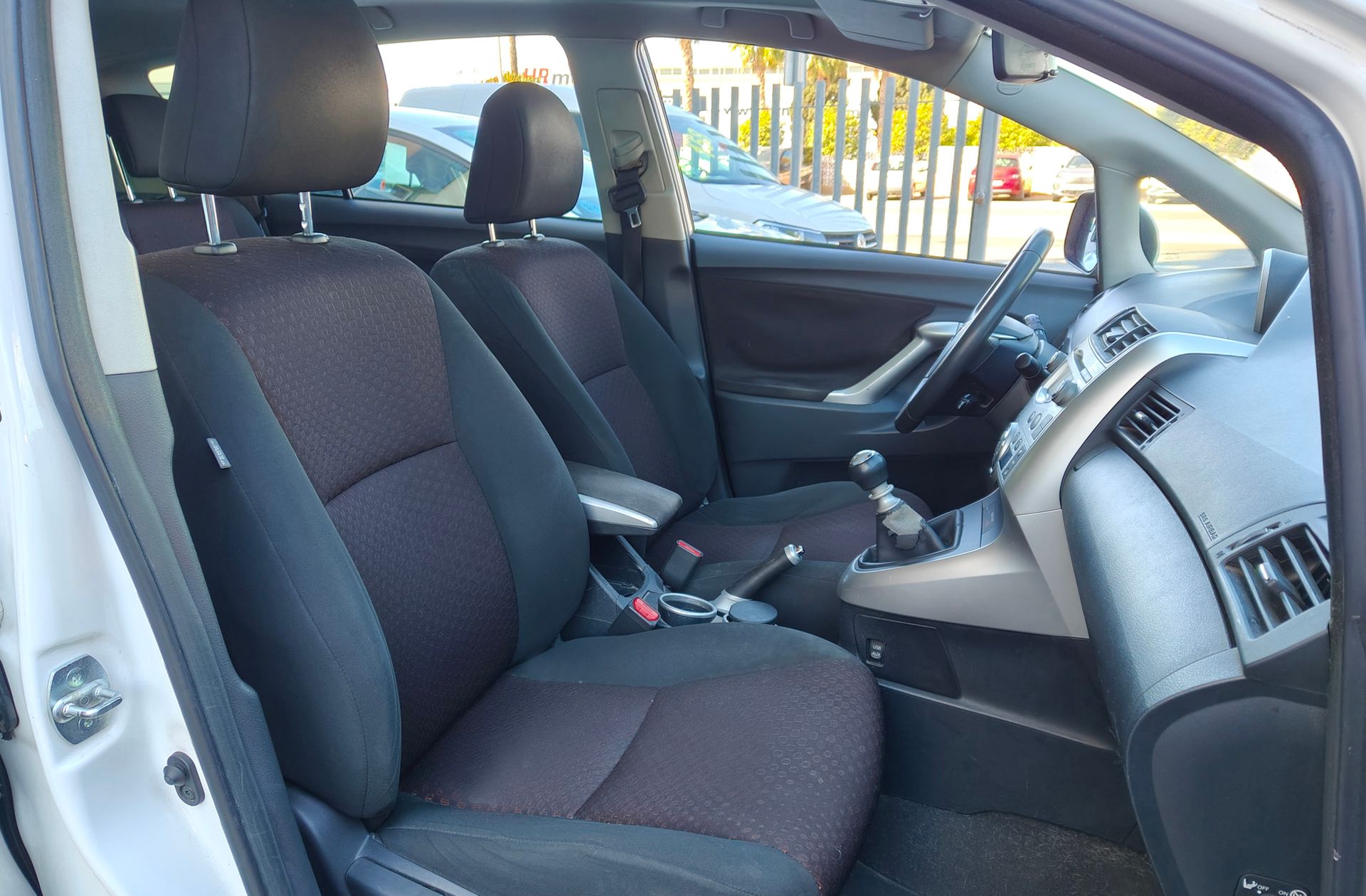 Toyota Verso 2.0 D-4D Active - foto 16