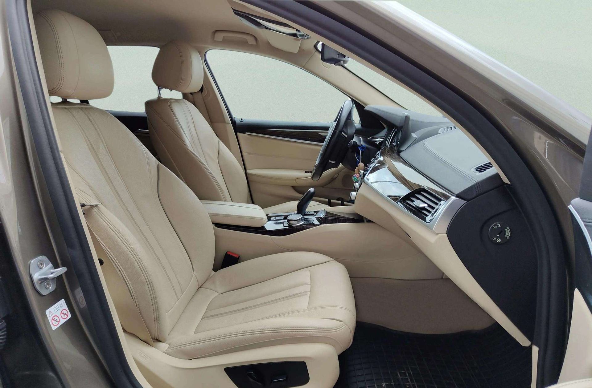 BMW Serie 5 520d Touring - foto 27