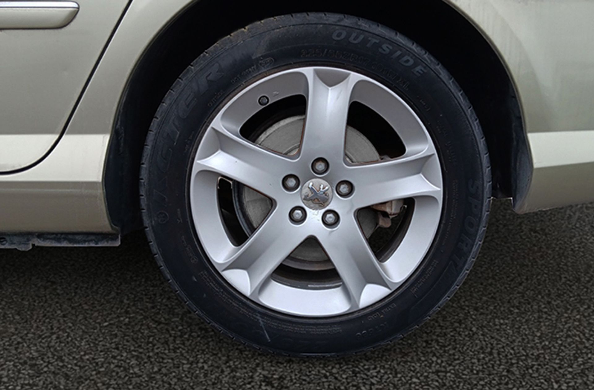 Peugeot 407 2.0 HDi ST Sport Pack - foto 23