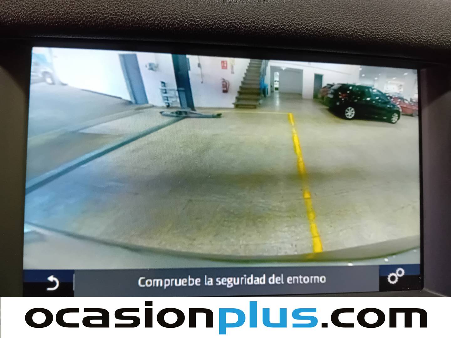 Paquetes del Land Rover Discovery Sport Land Rover Discovery Sport Sport 2.0L SD4 SE 4WD Auto (240 CV) 7 Plazas