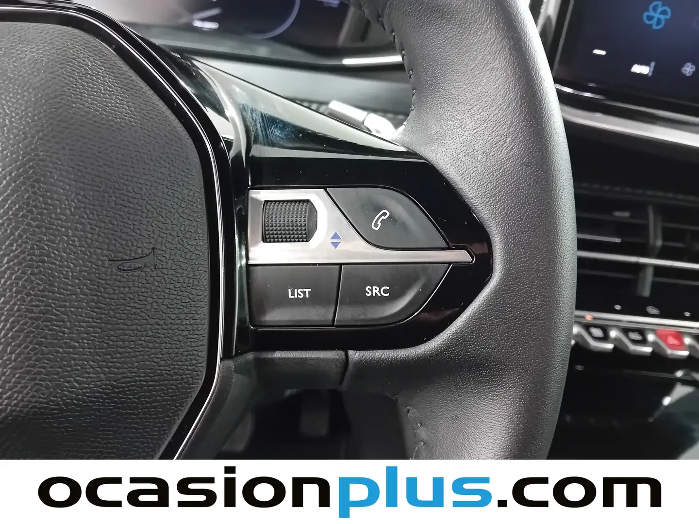 Foto Peugeot 2008 Peugeot 2008 Allure Hybrid eDCS6 (145 CV)