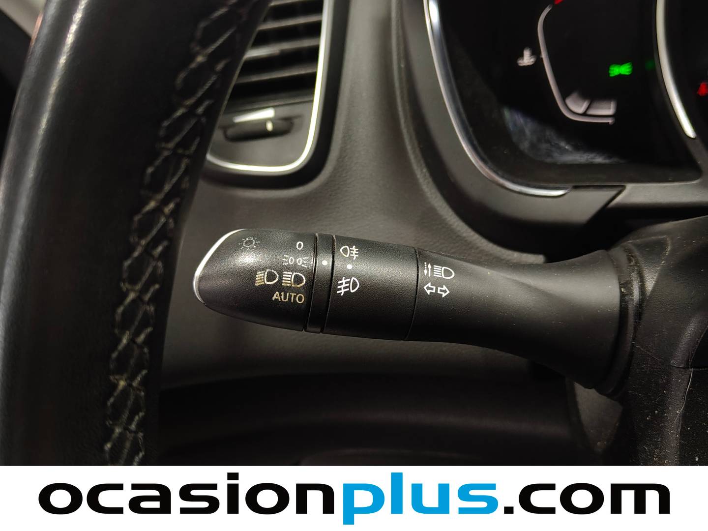Equipamiento del Renault Scénic Renault Scenic Limited TCe GPF (140 CV)