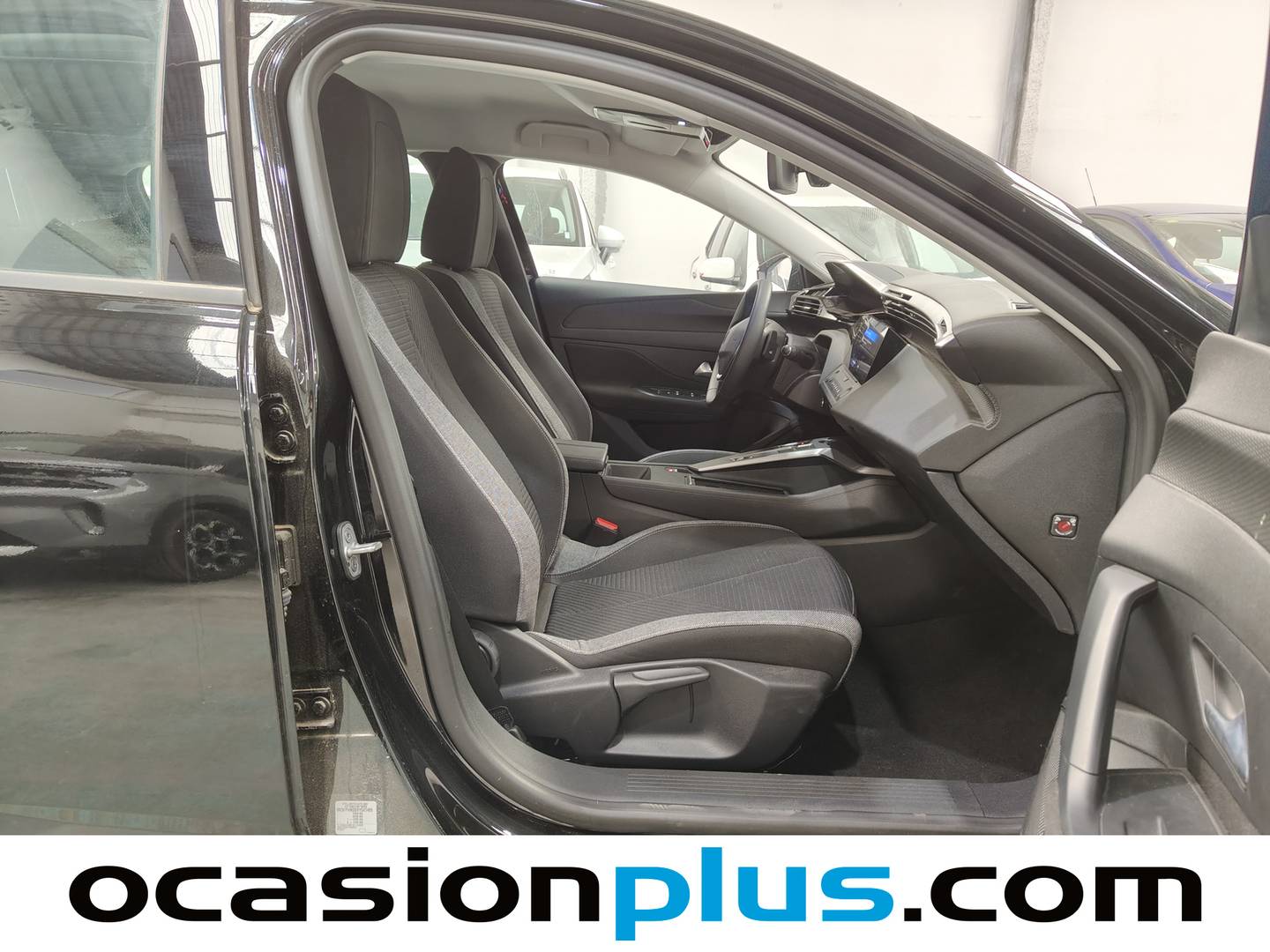 Foto Peugeot 308 Peugeot 308 PureTech 130 S&S Active Pack EAT8  (130 CV)