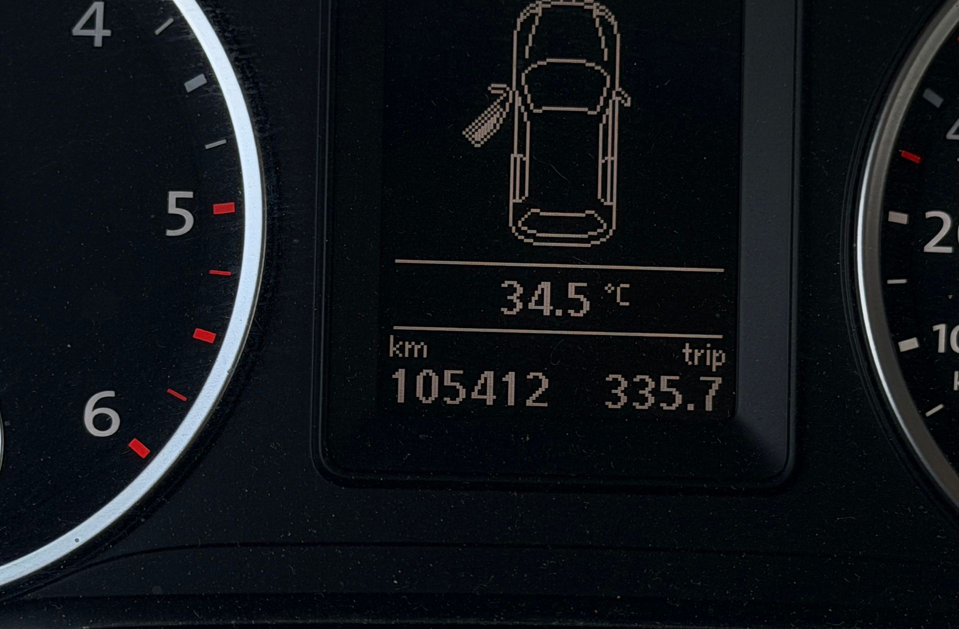Volkswagen Tiguan 2.0 TDI Sport Style - foto 8
