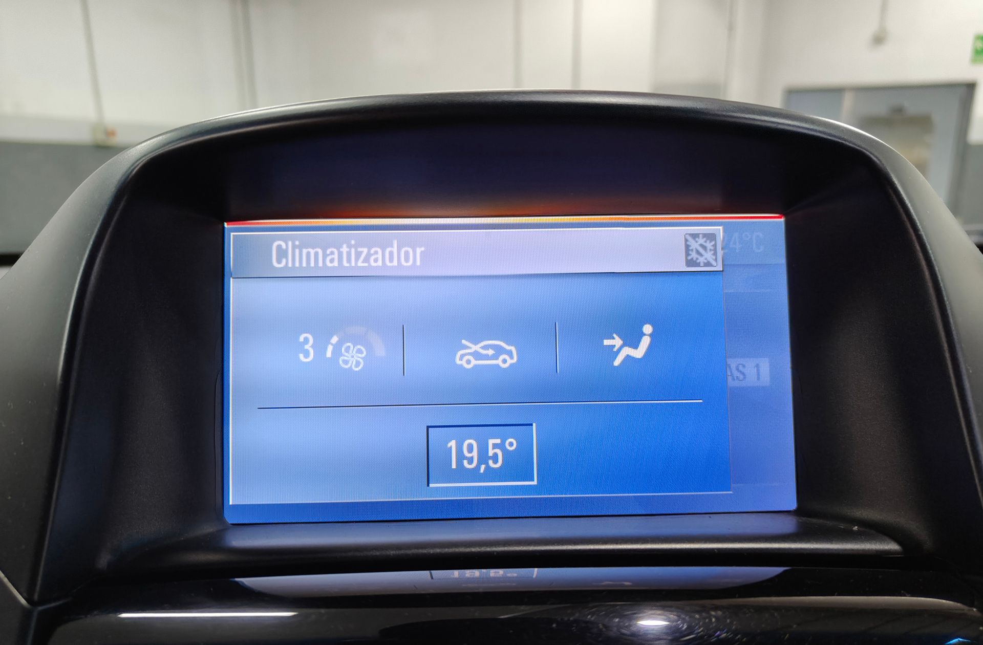 Chevrolet Orlando 2.0 Vcdi LTZ 7 plazas - foto 27